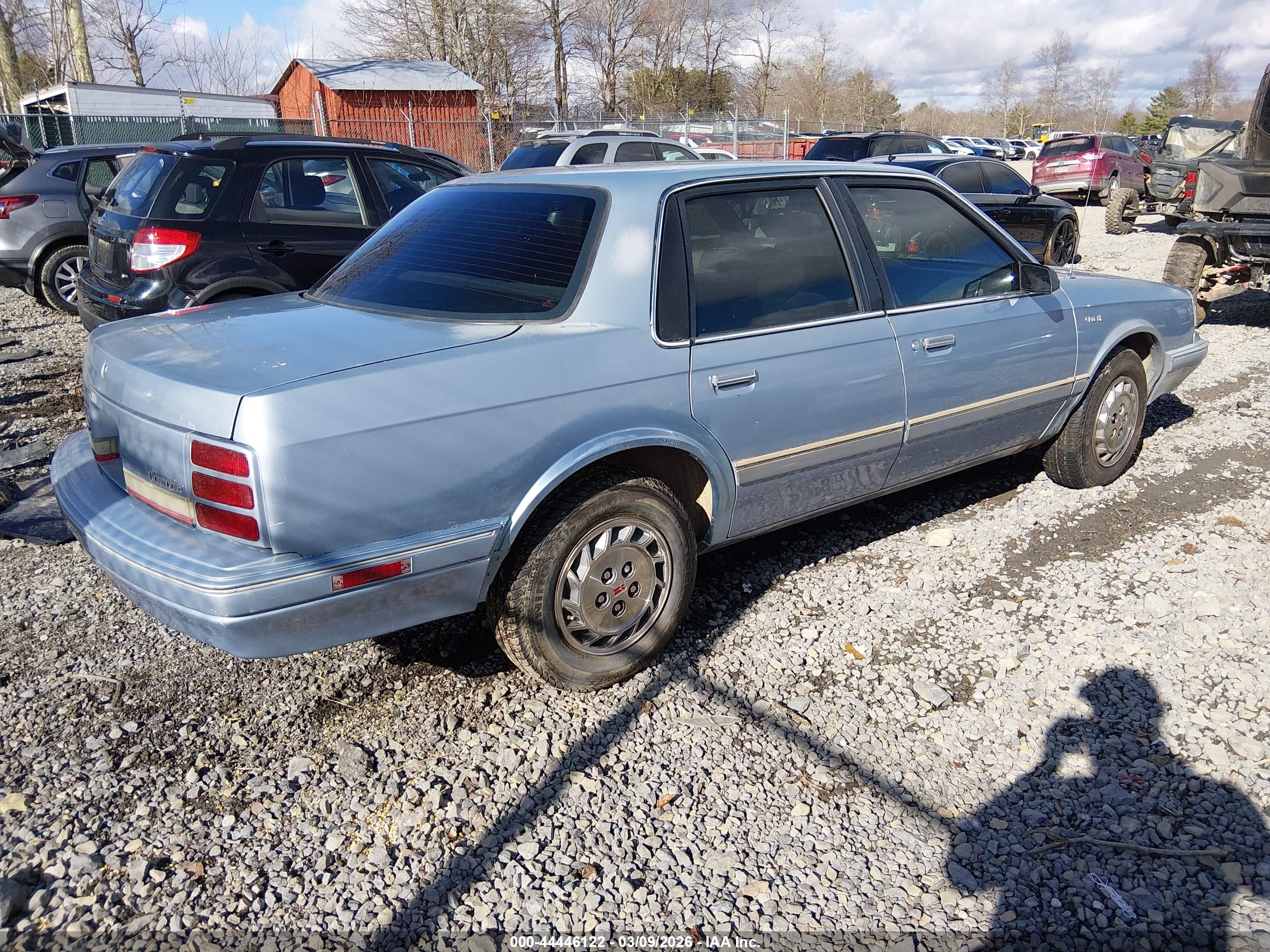 OLDSMOBILE CIERA image 4