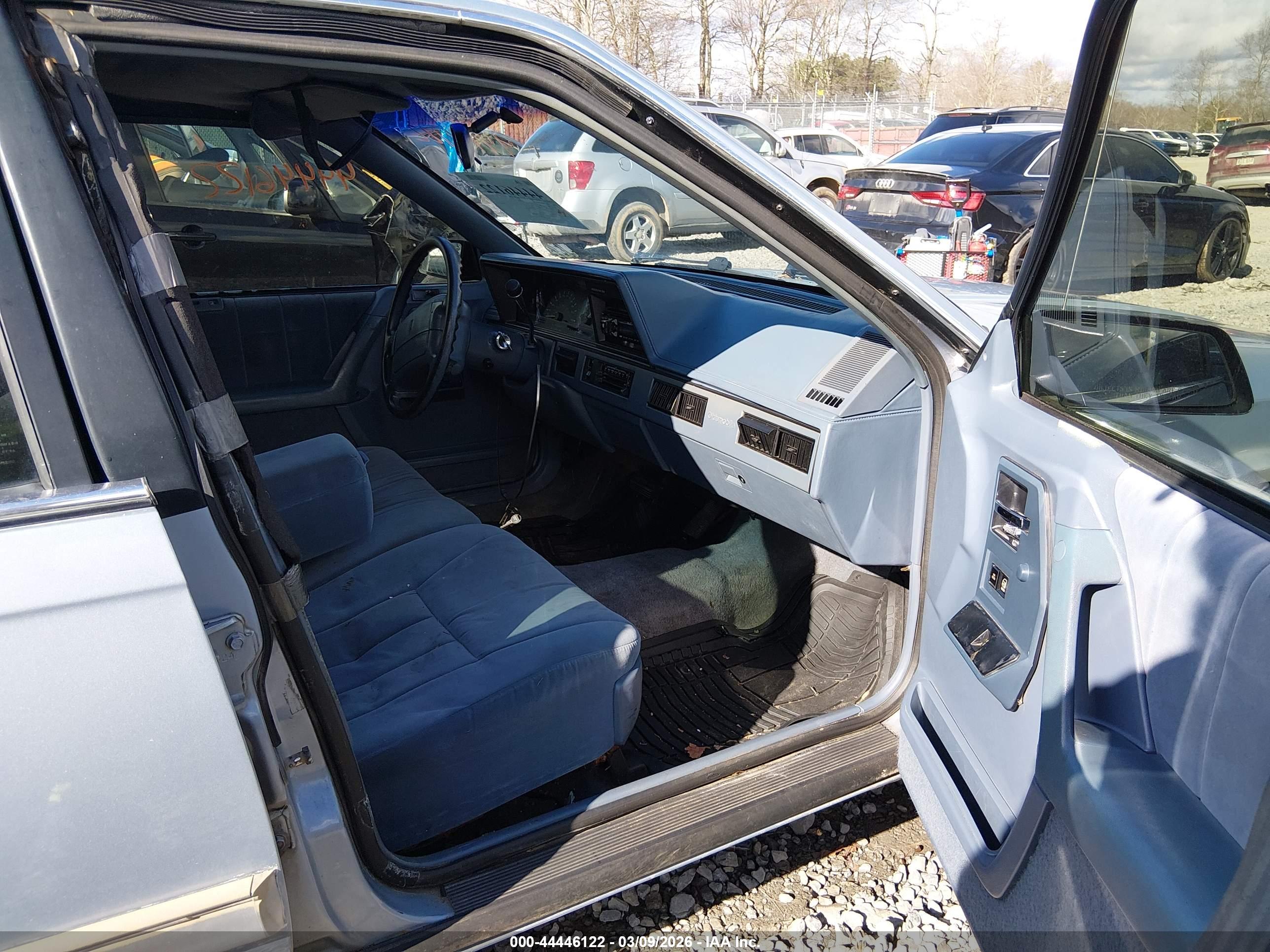 OLDSMOBILE CIERA image 5