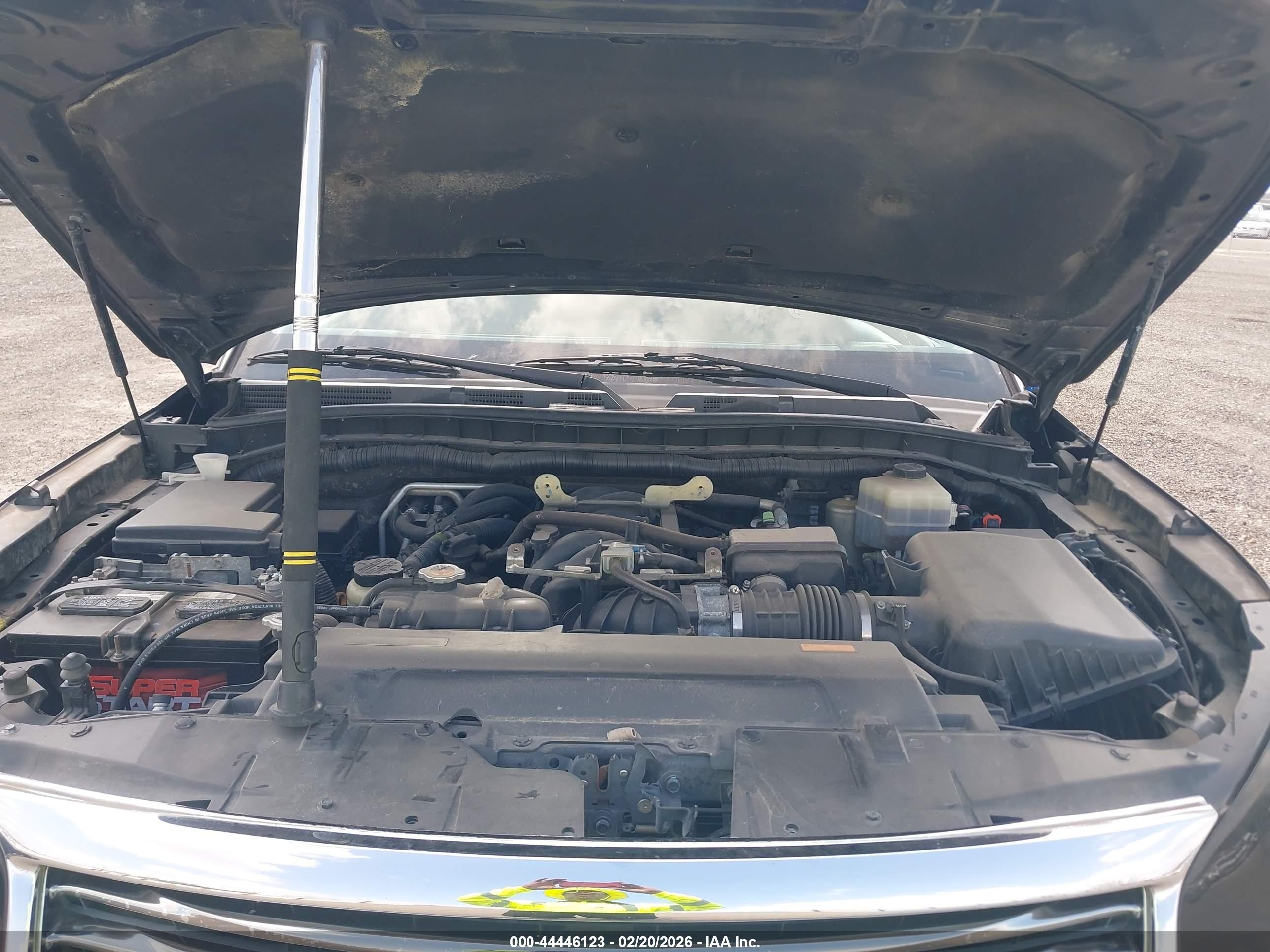 INFINITI QX56 image 10