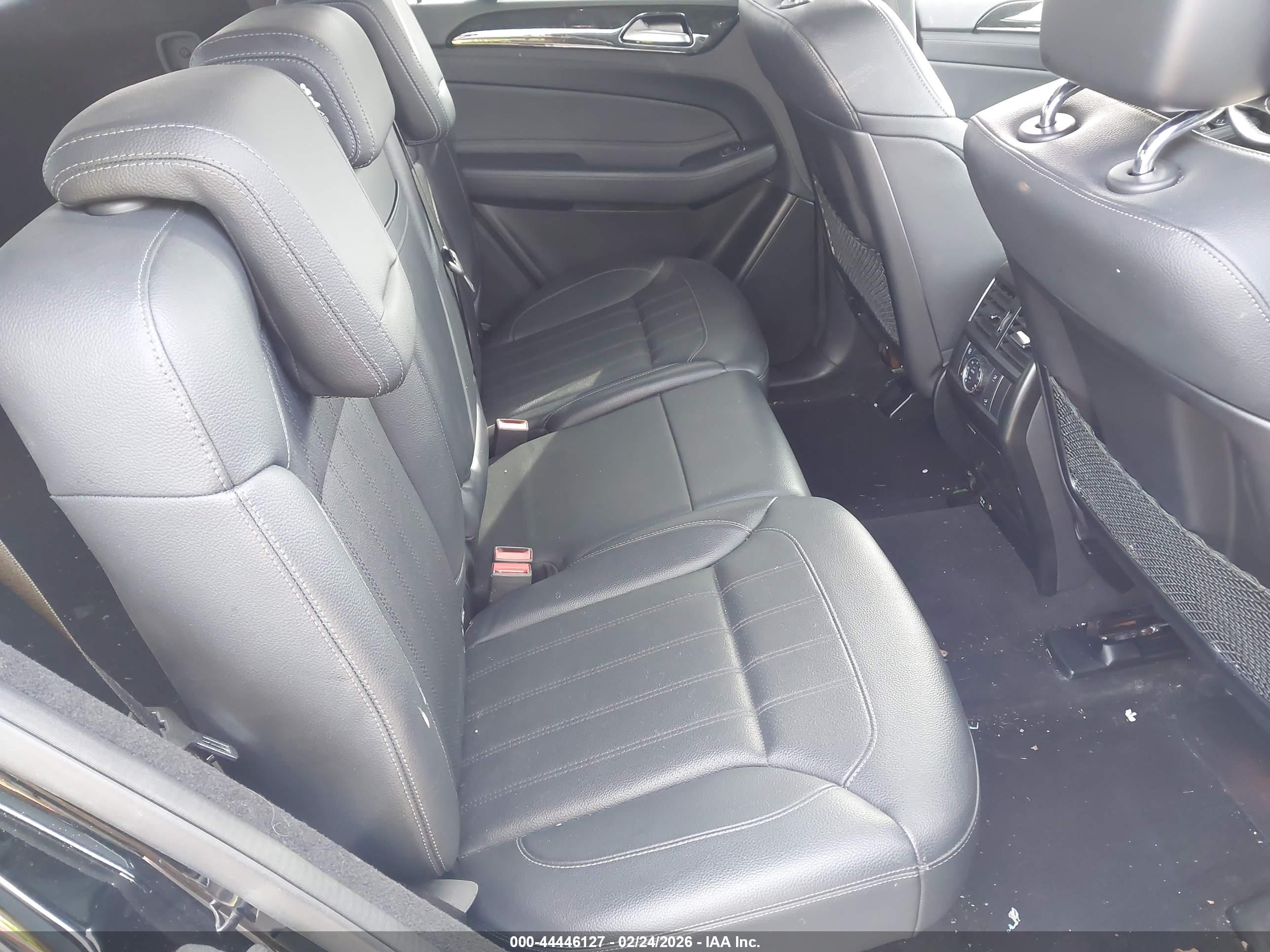 MERCEDES-BENZ GLE image 8