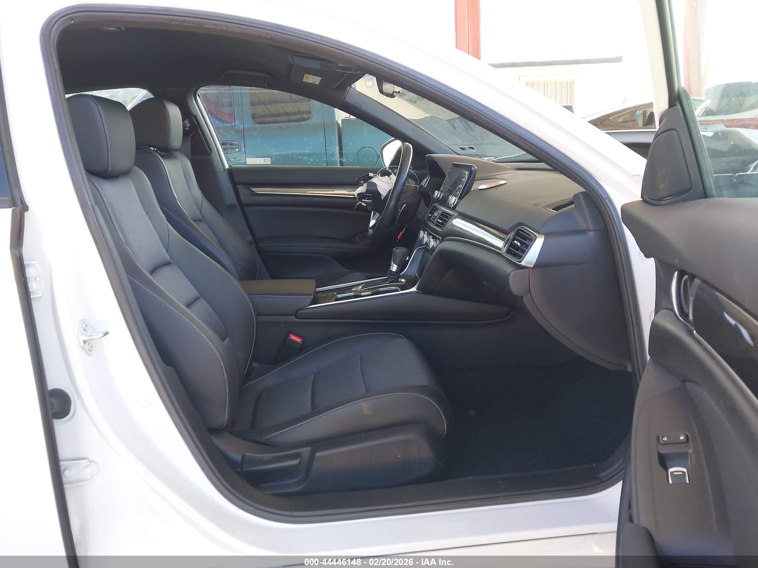 HONDA ACCORD image 5