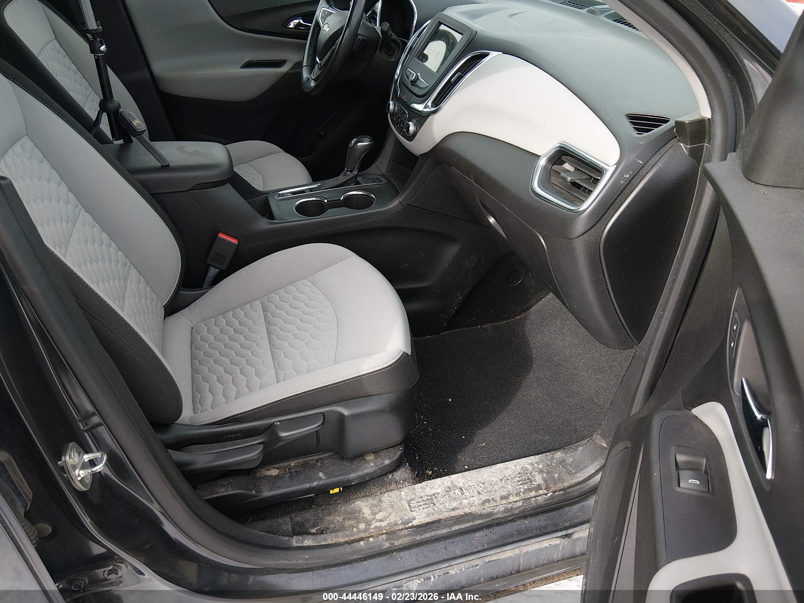 CHEVROLET EQUINOX image 5