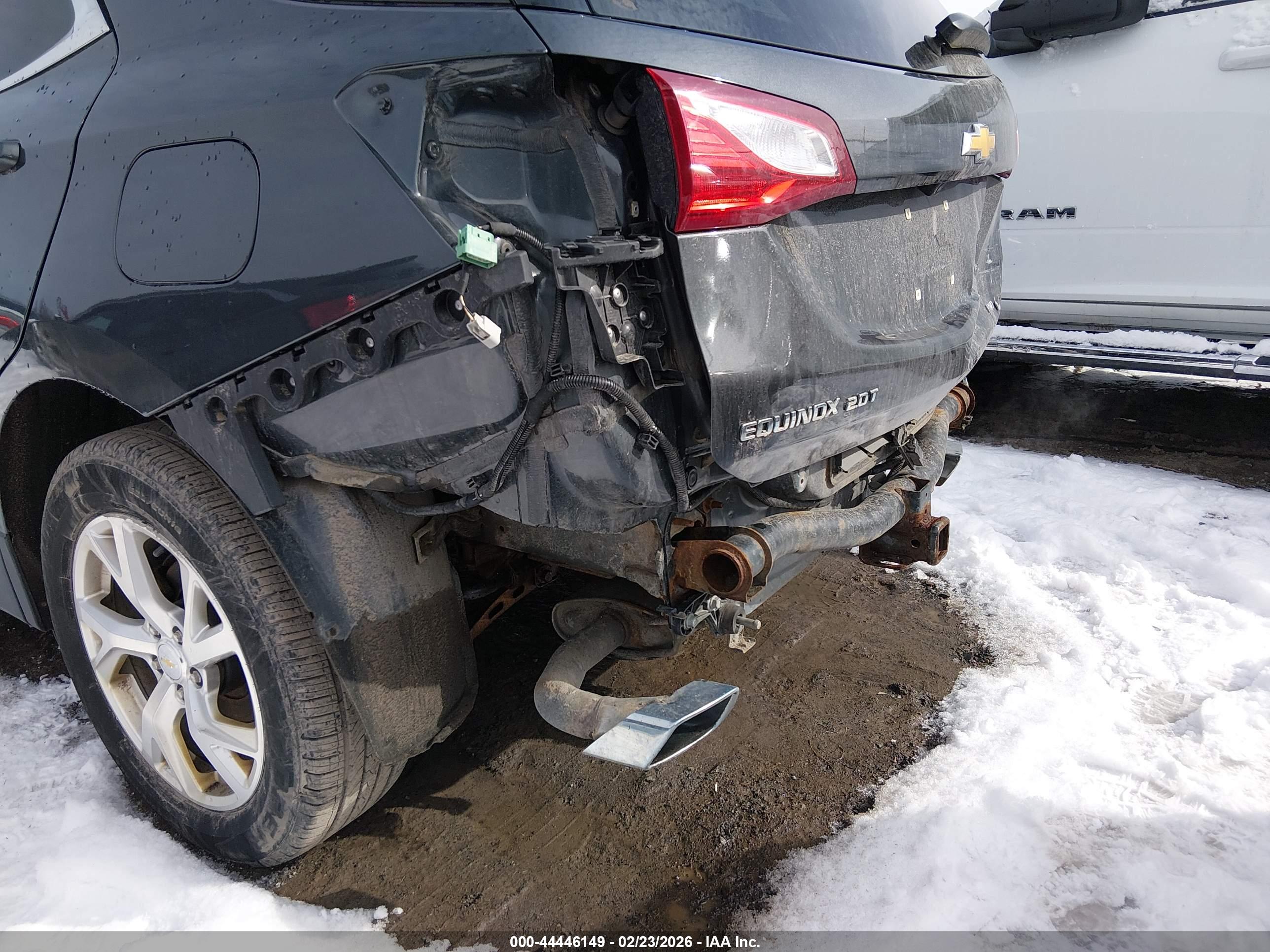CHEVROLET EQUINOX image 6