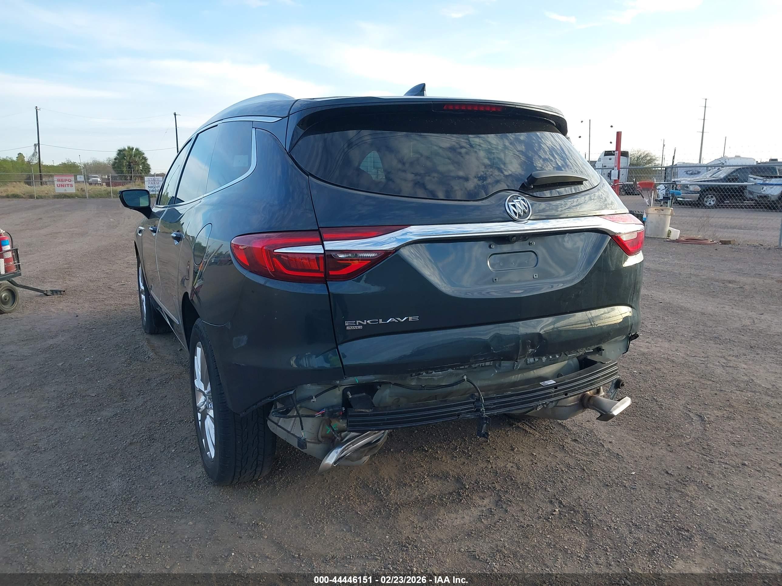 BUICK ENCLAVE image 6