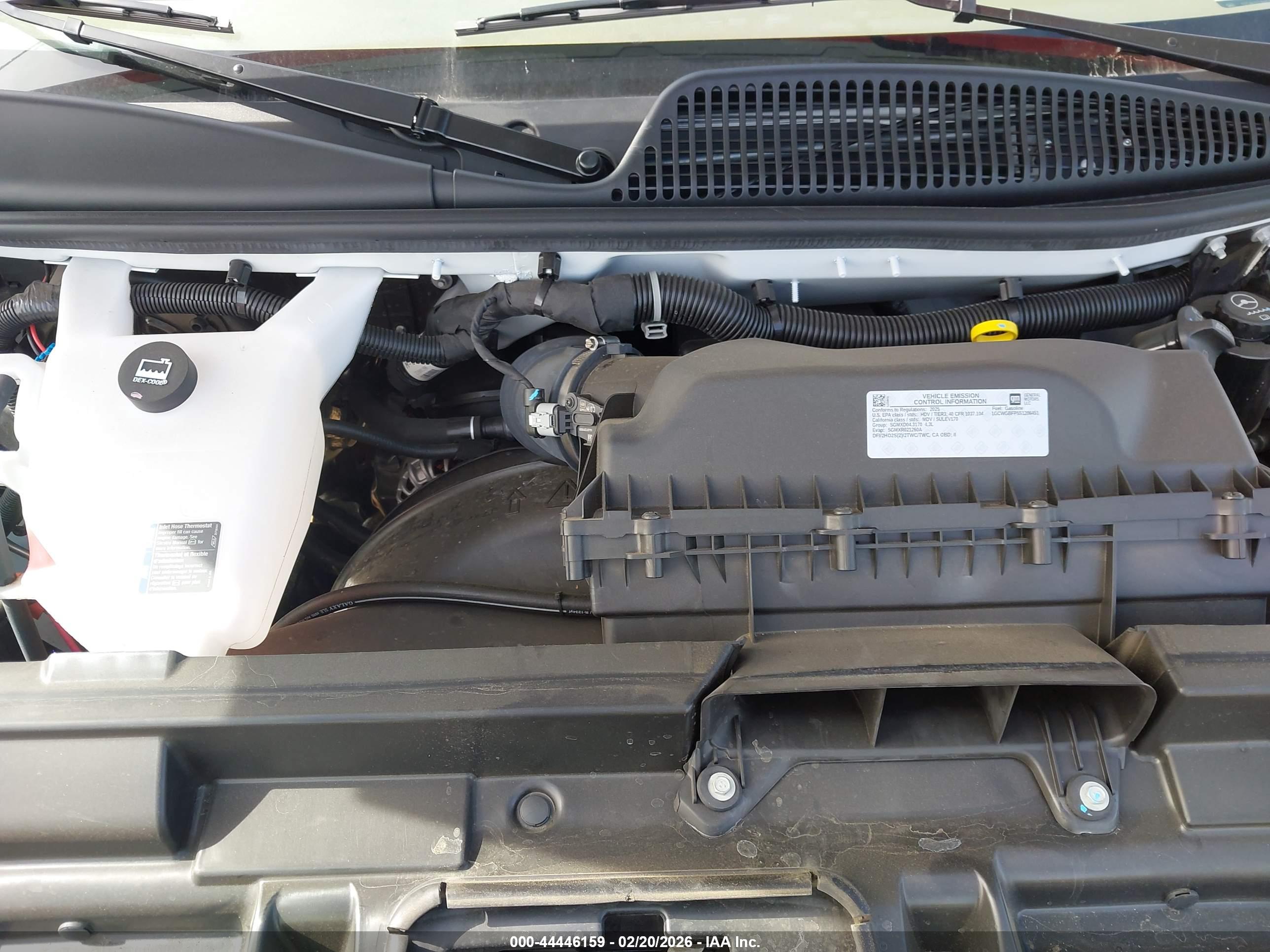 CHEVROLET EXPRESS image 10
