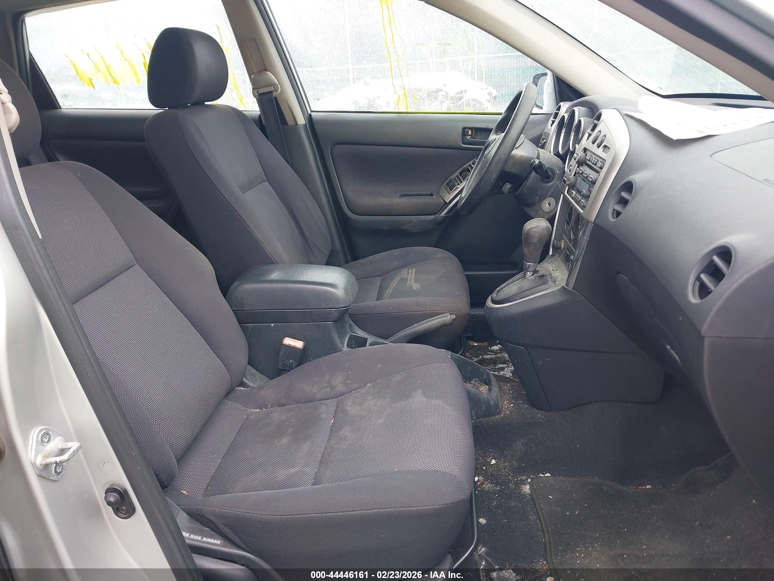 PONTIAC VIBE image 5
