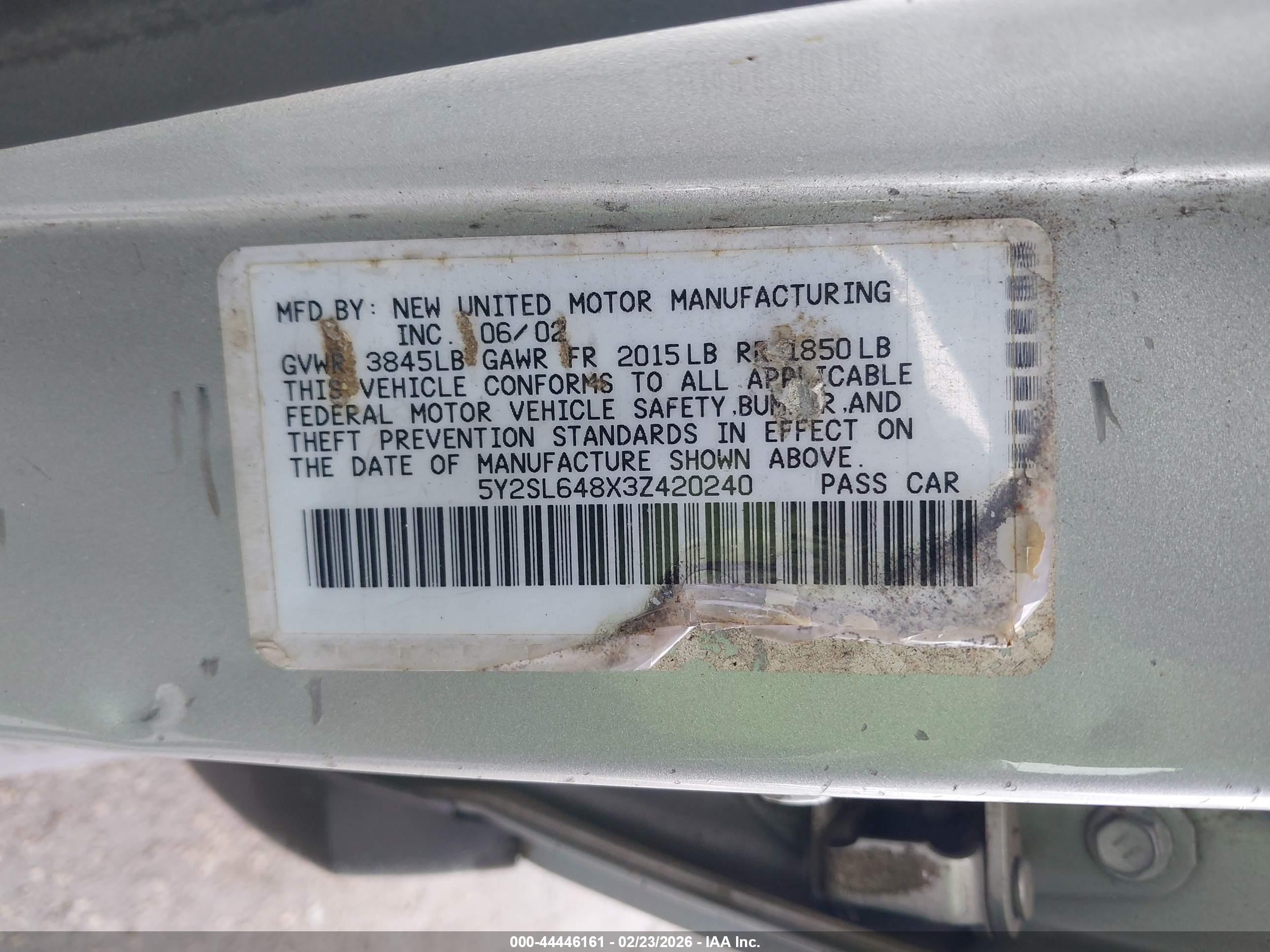 PONTIAC VIBE image 9