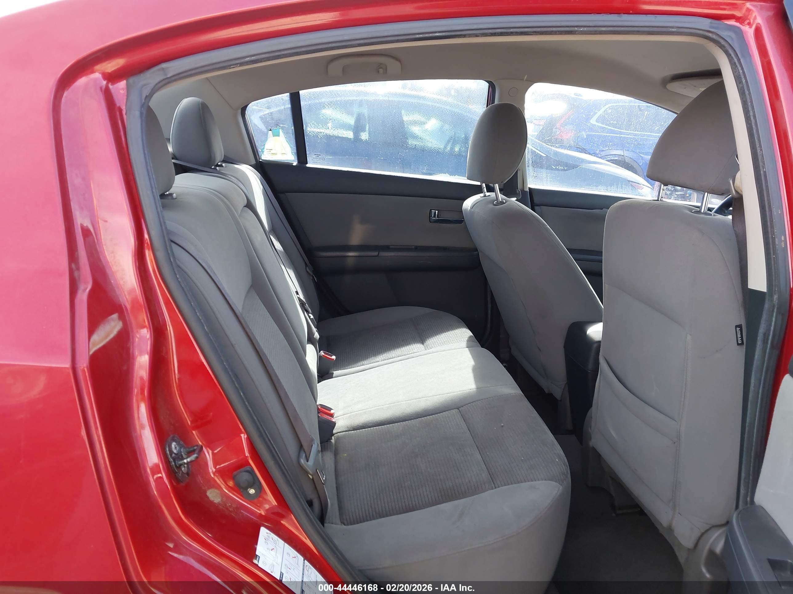 NISSAN SENTRA image 8