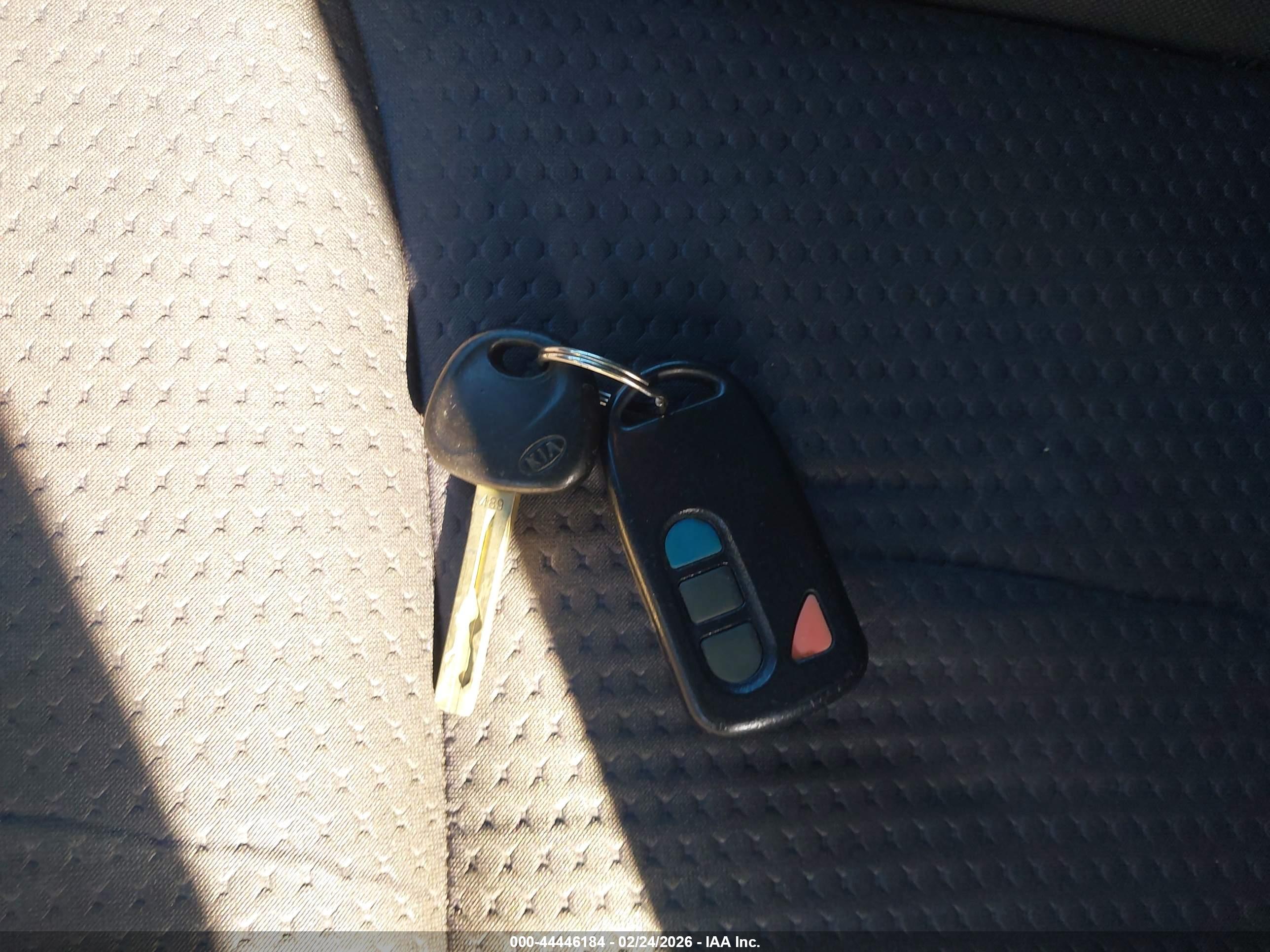KIA SORENTO image 11