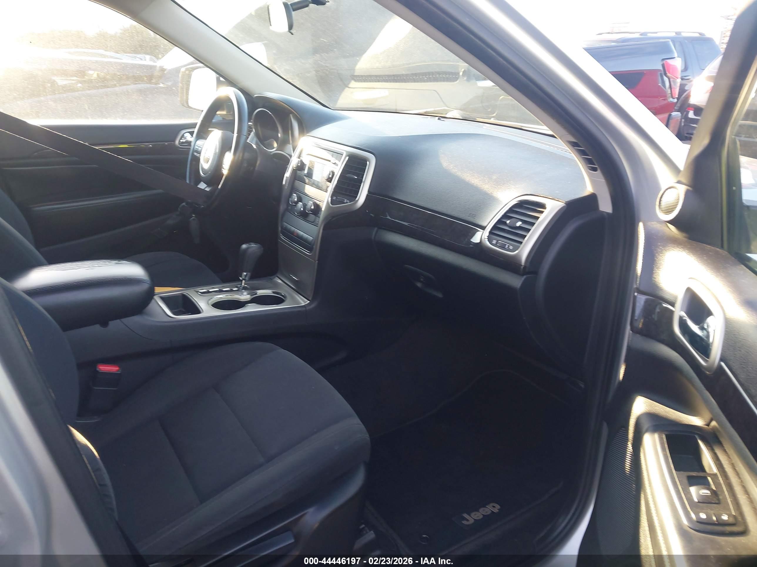 JEEP GRAND image 5