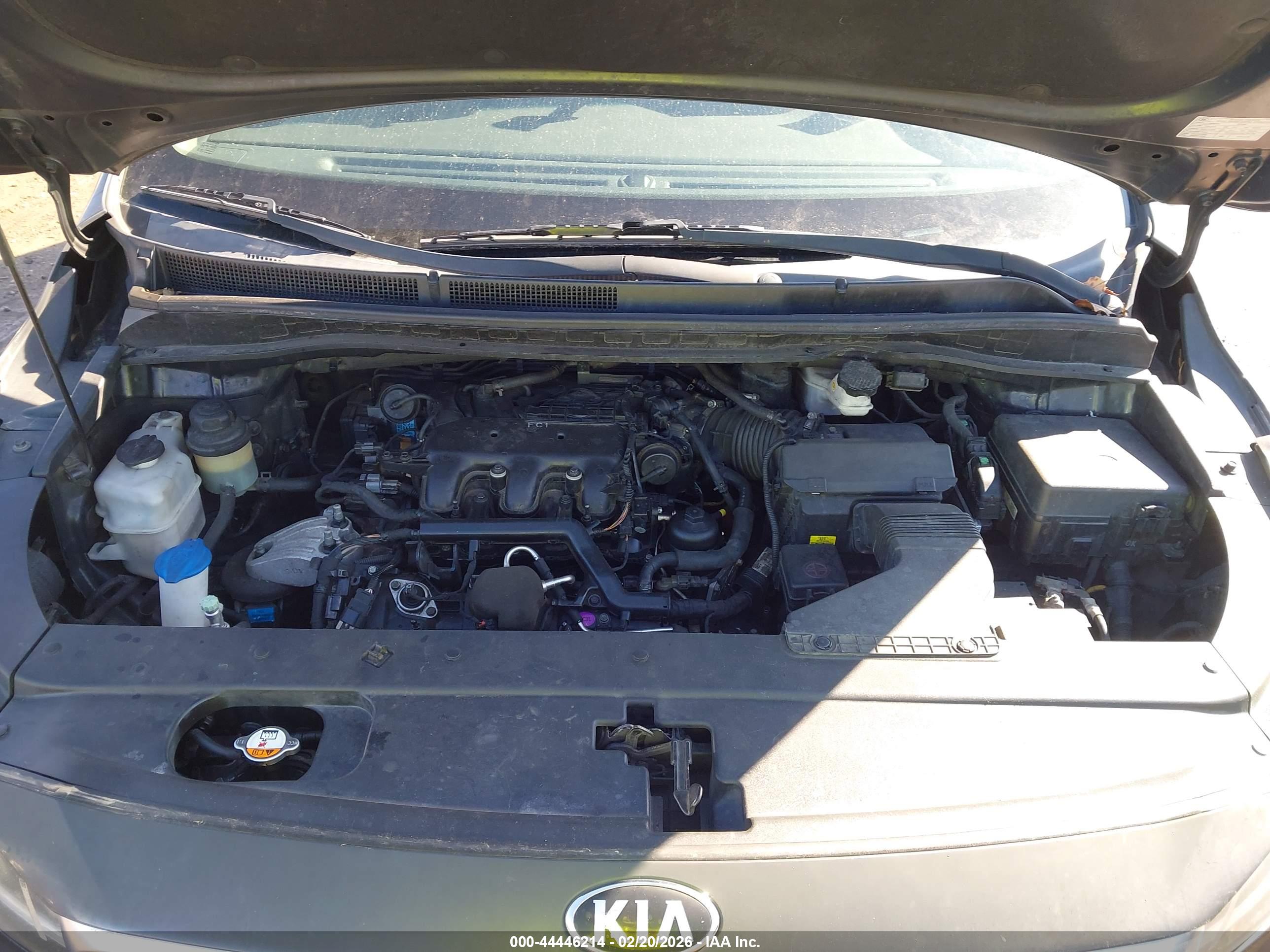 KIA SEDONA image 10