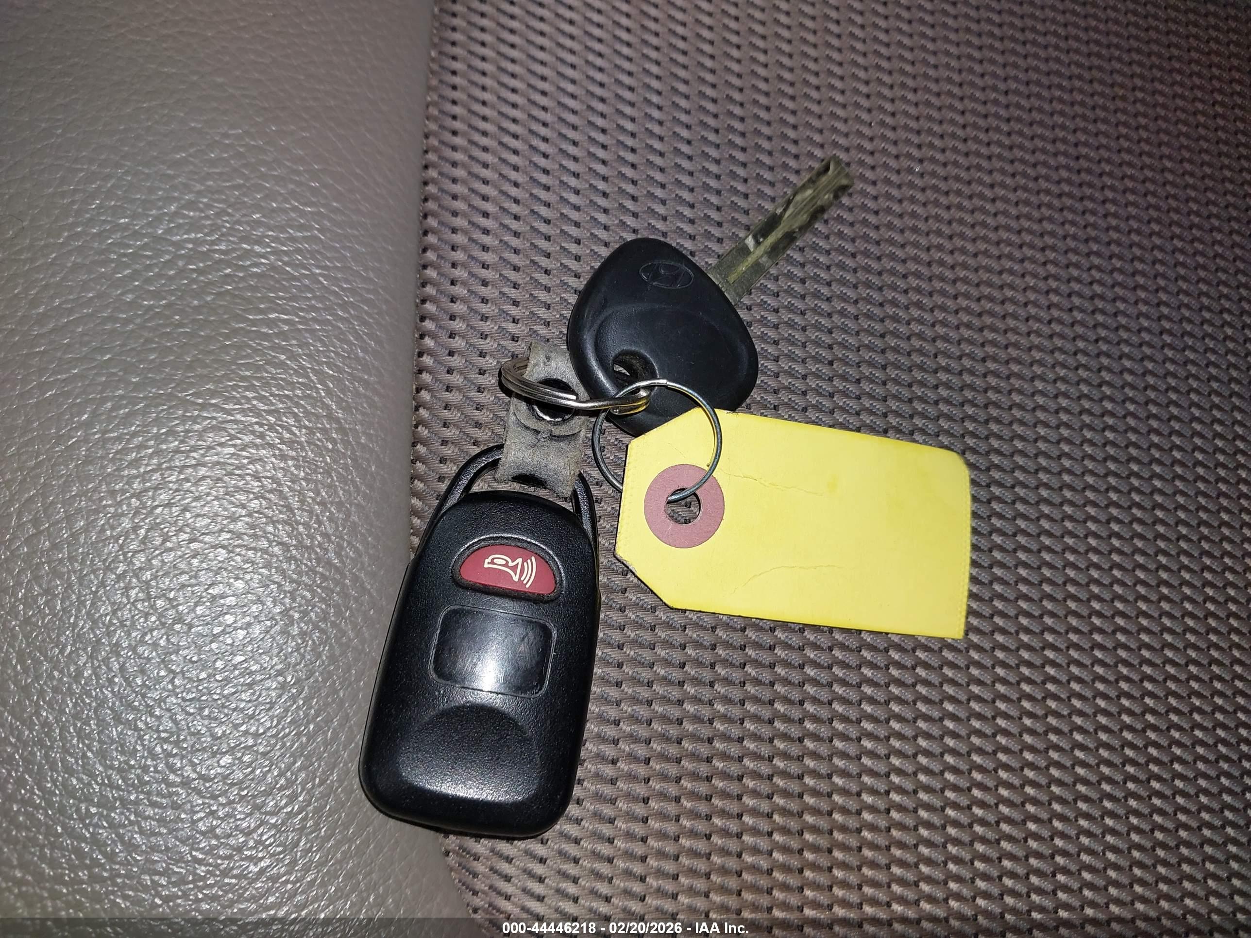 HYUNDAI TUCSON image 11