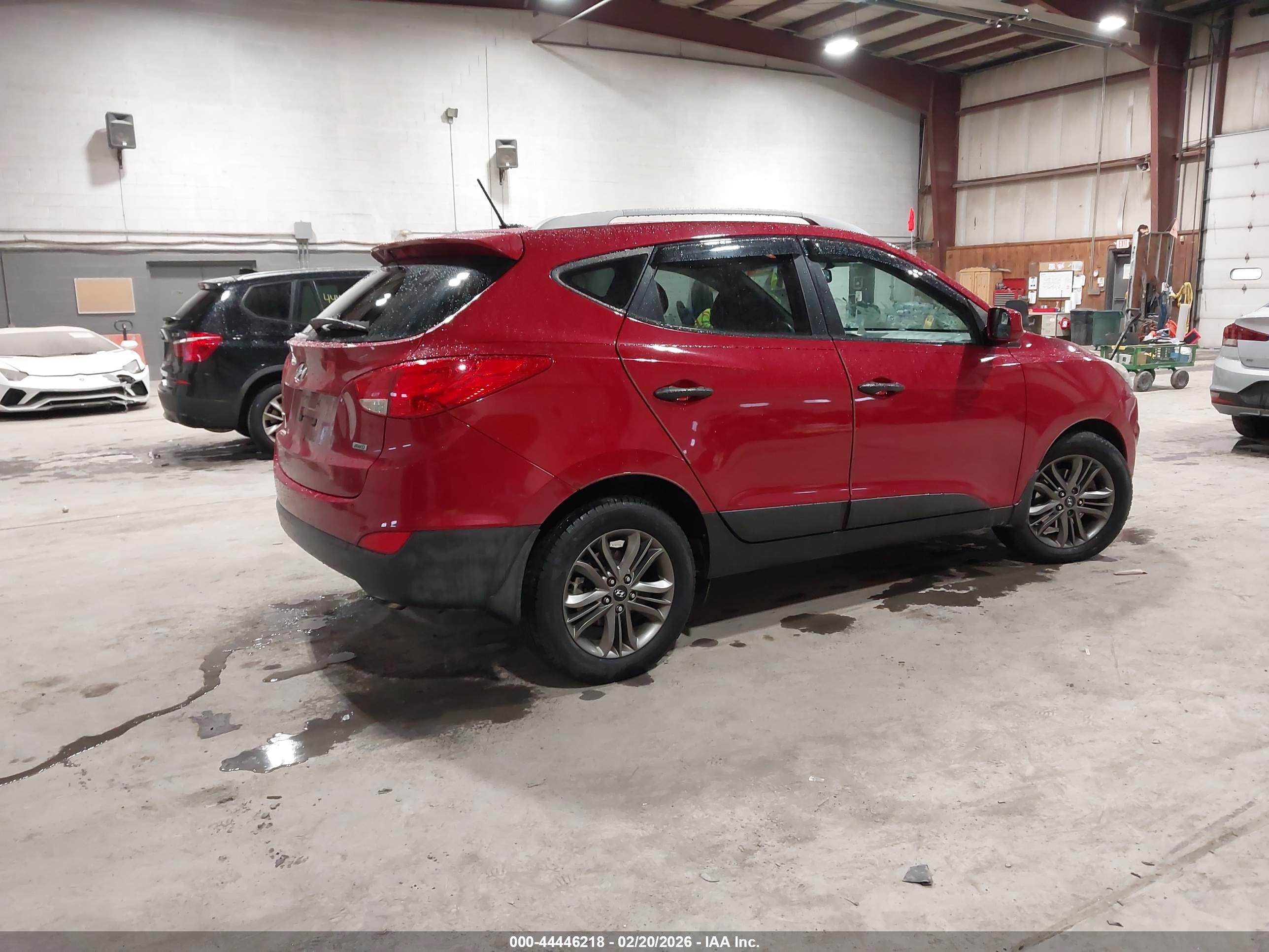 HYUNDAI TUCSON image 4