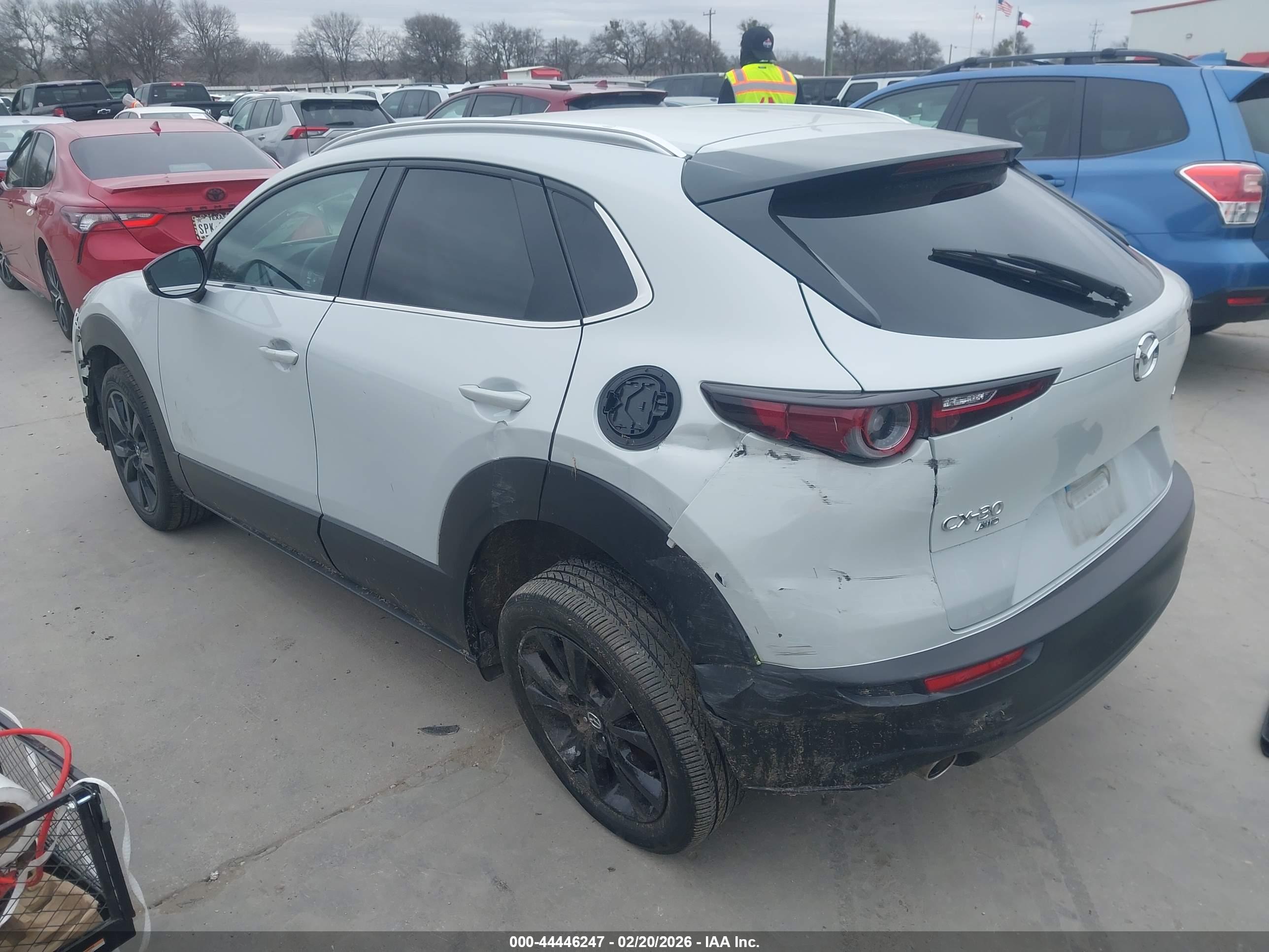 MAZDA CX-30 image 3