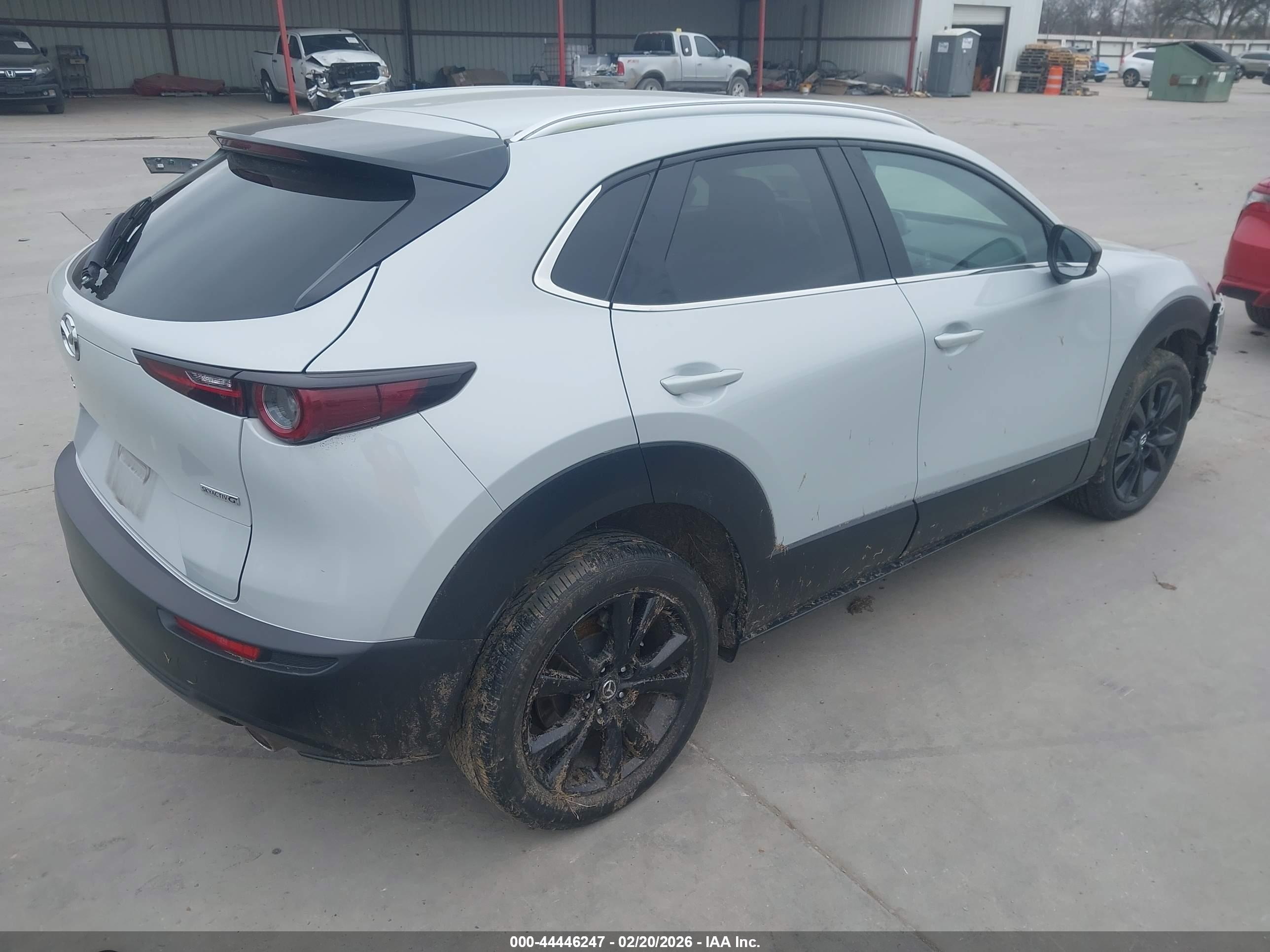 MAZDA CX-30 image 4