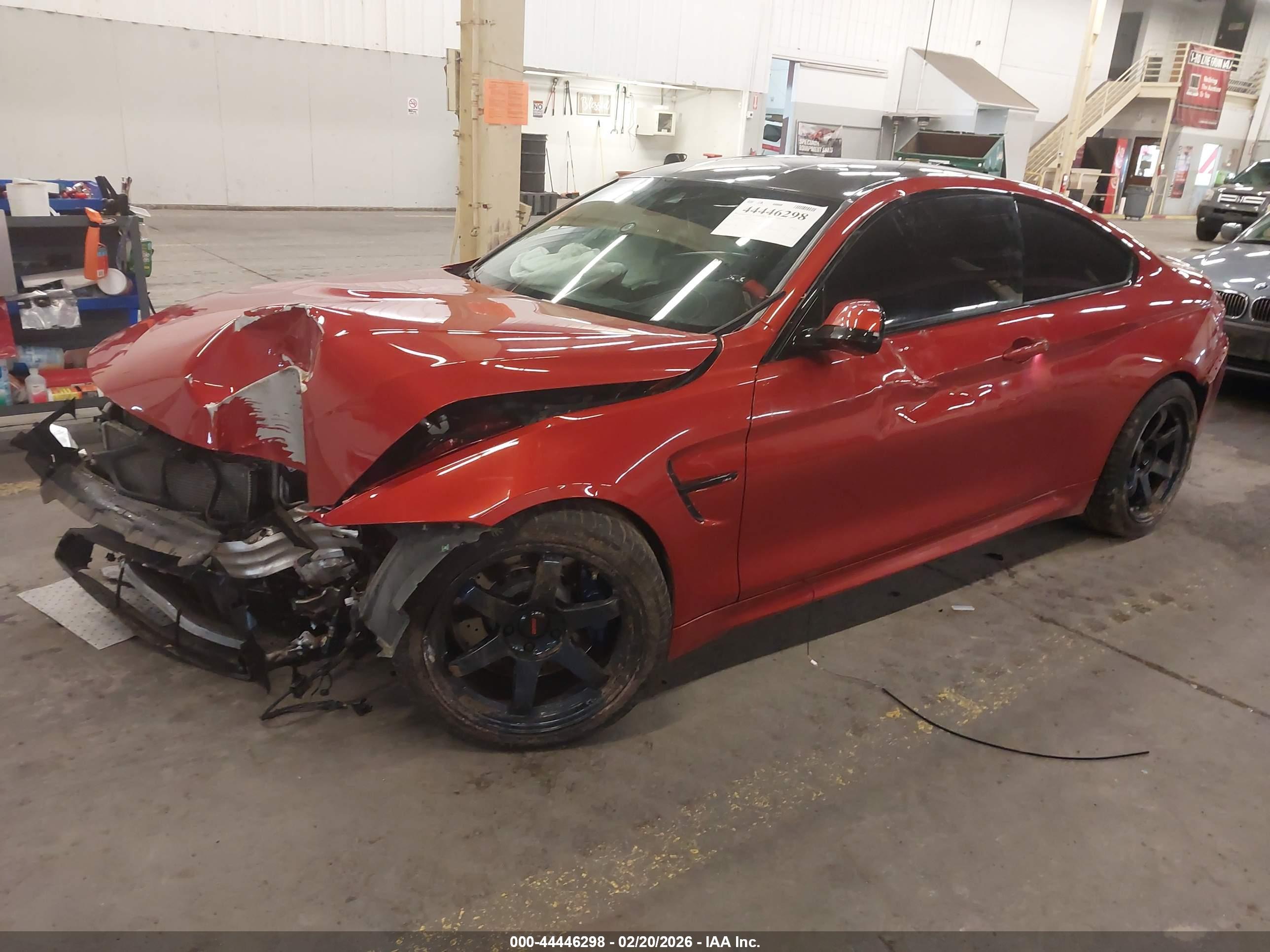 BMW M4 image 2