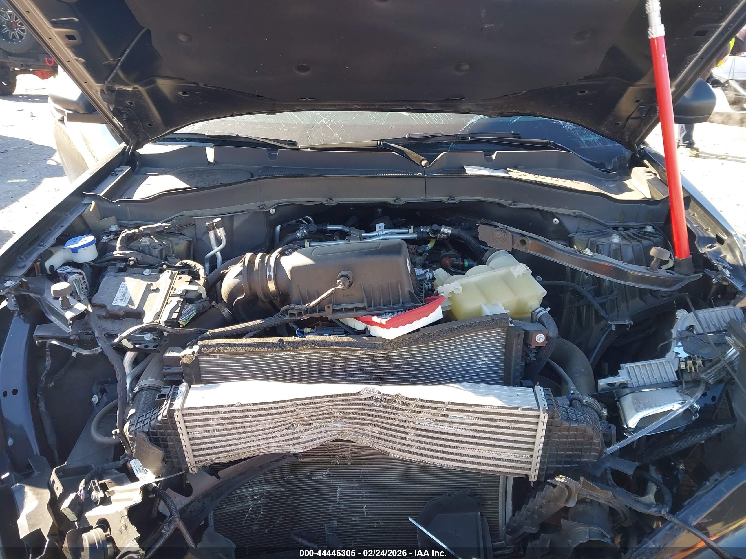 FORD EXPLORER image 10