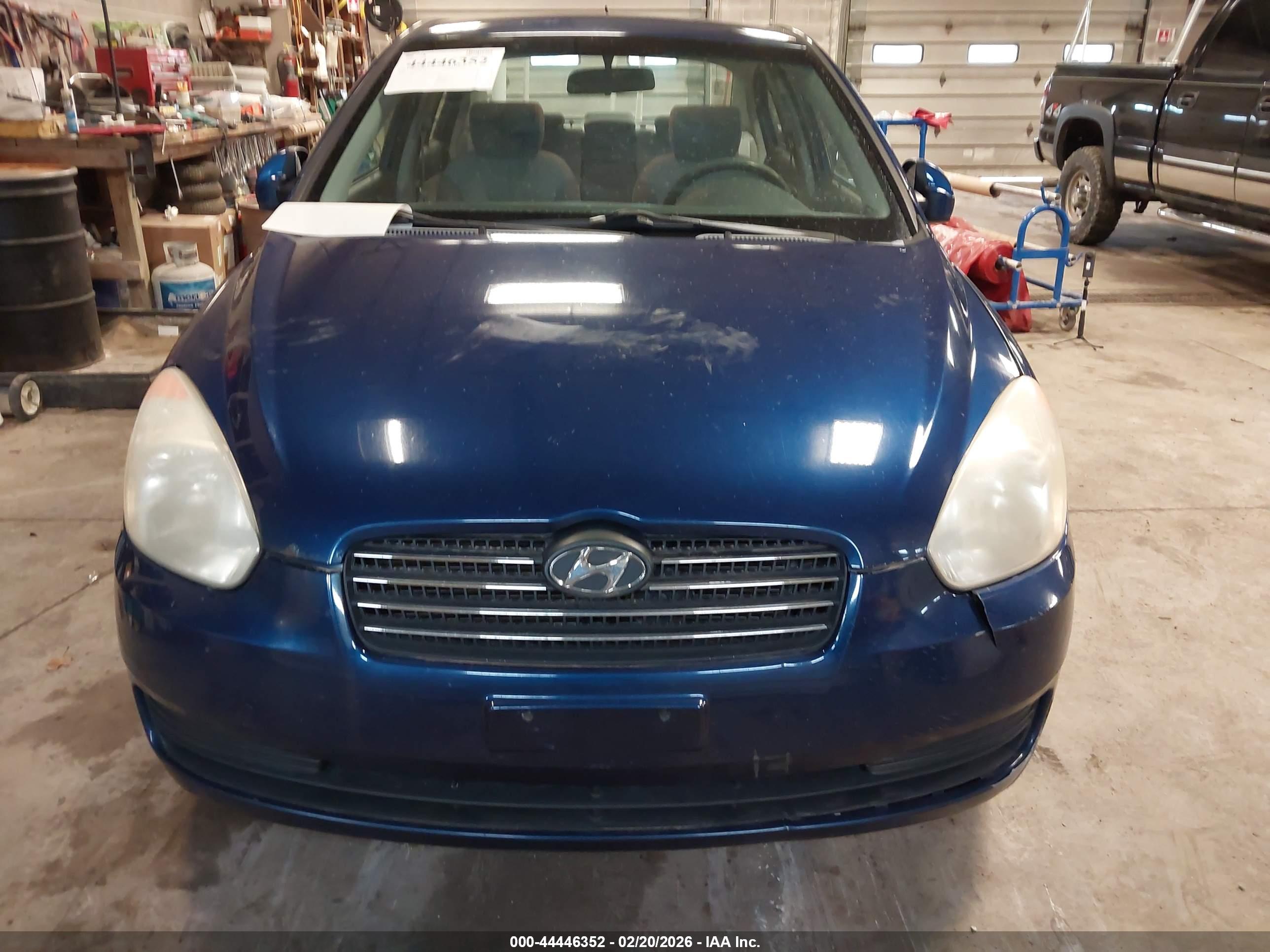 HYUNDAI ACCENT image 6