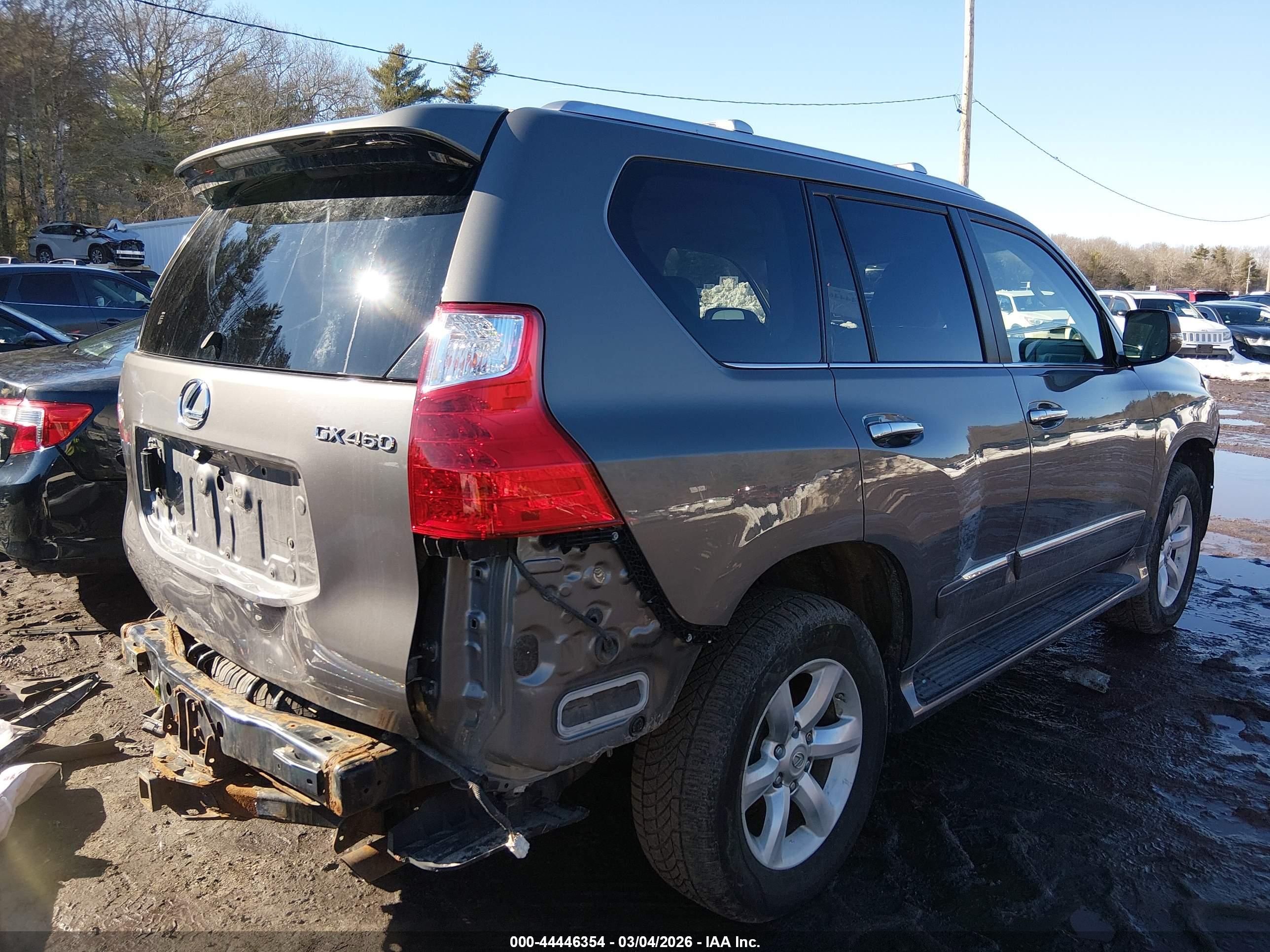 LEXUS GX image 4