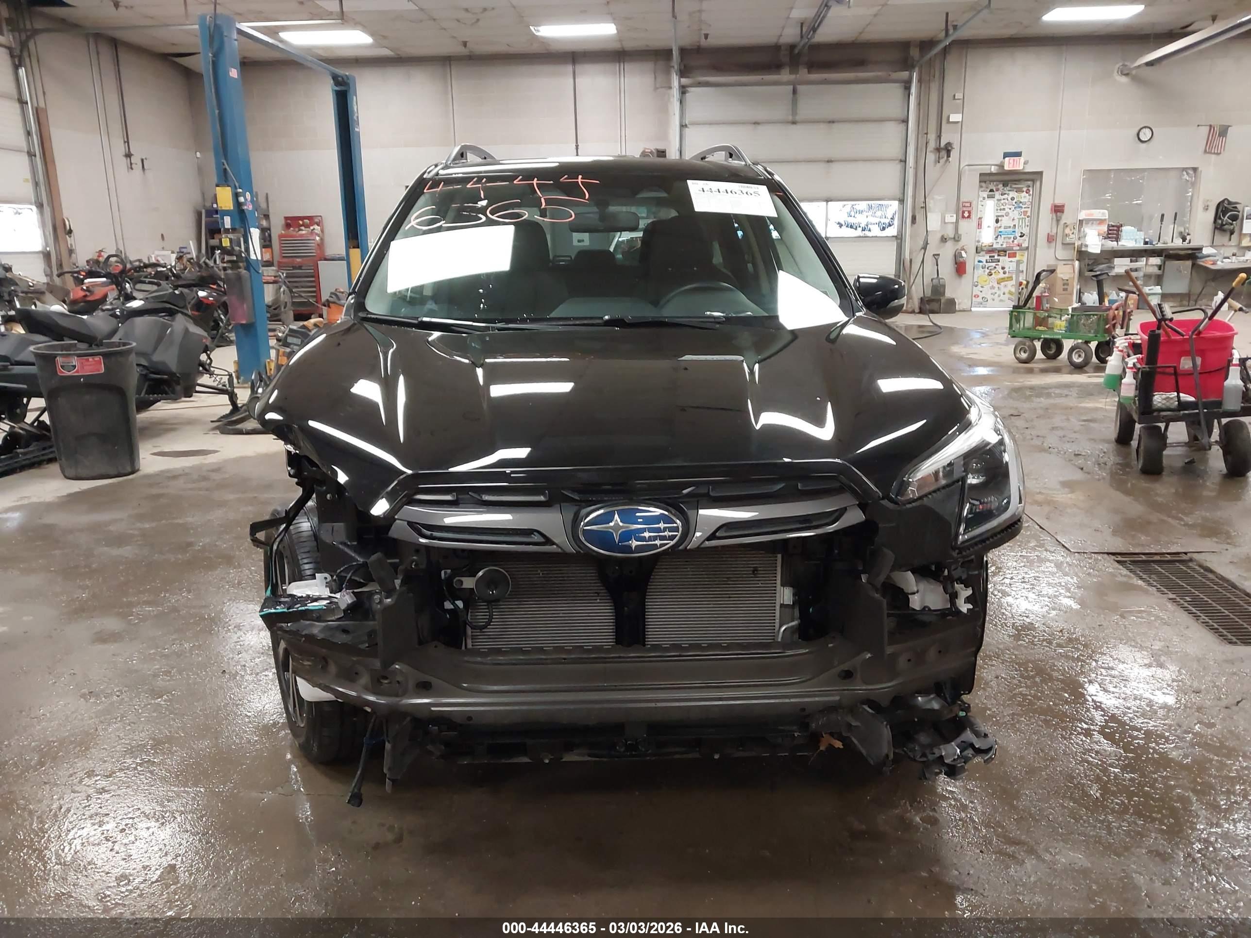 SUBARU FORESTER image 6