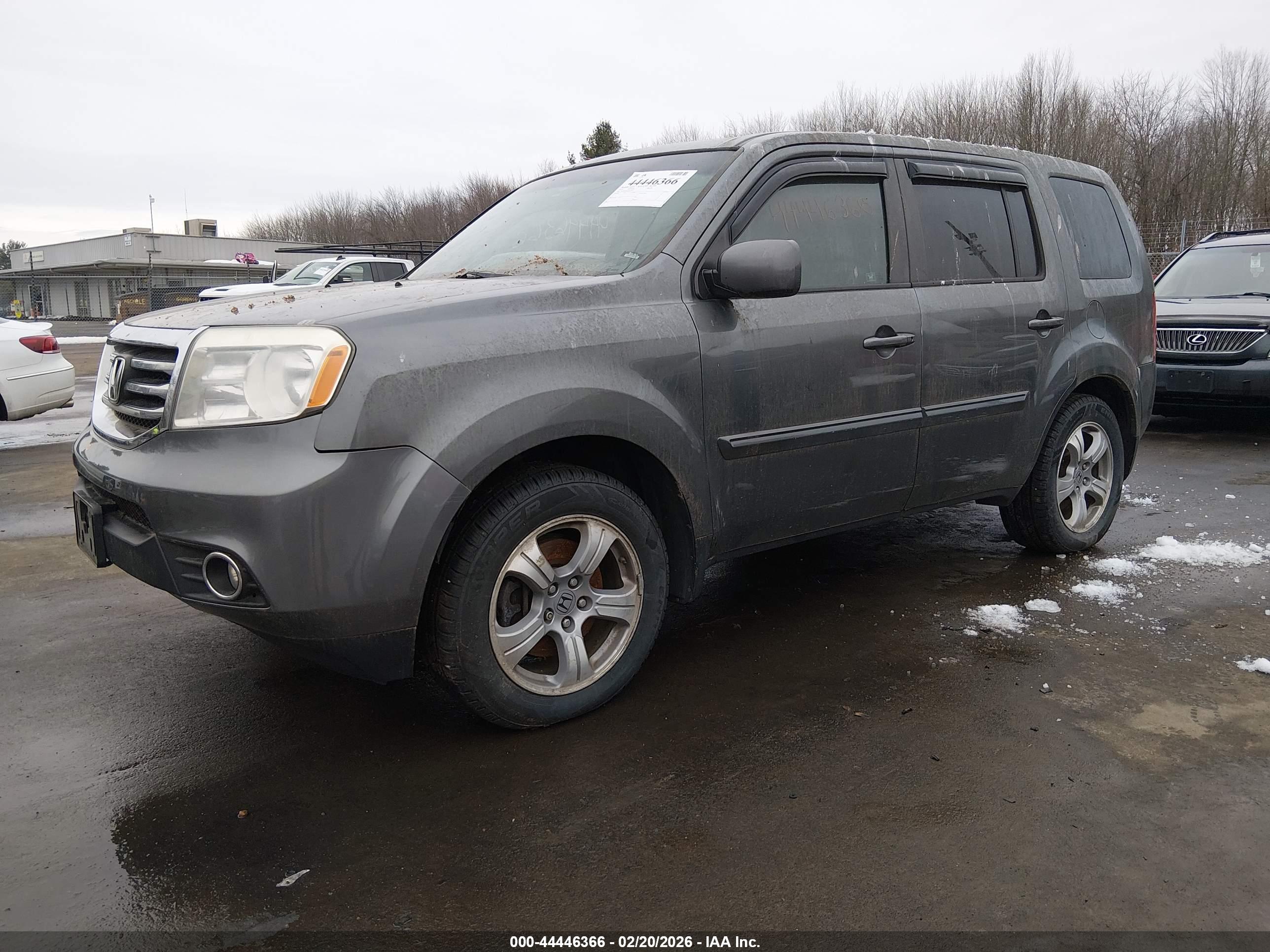 HONDA PILOT image 2