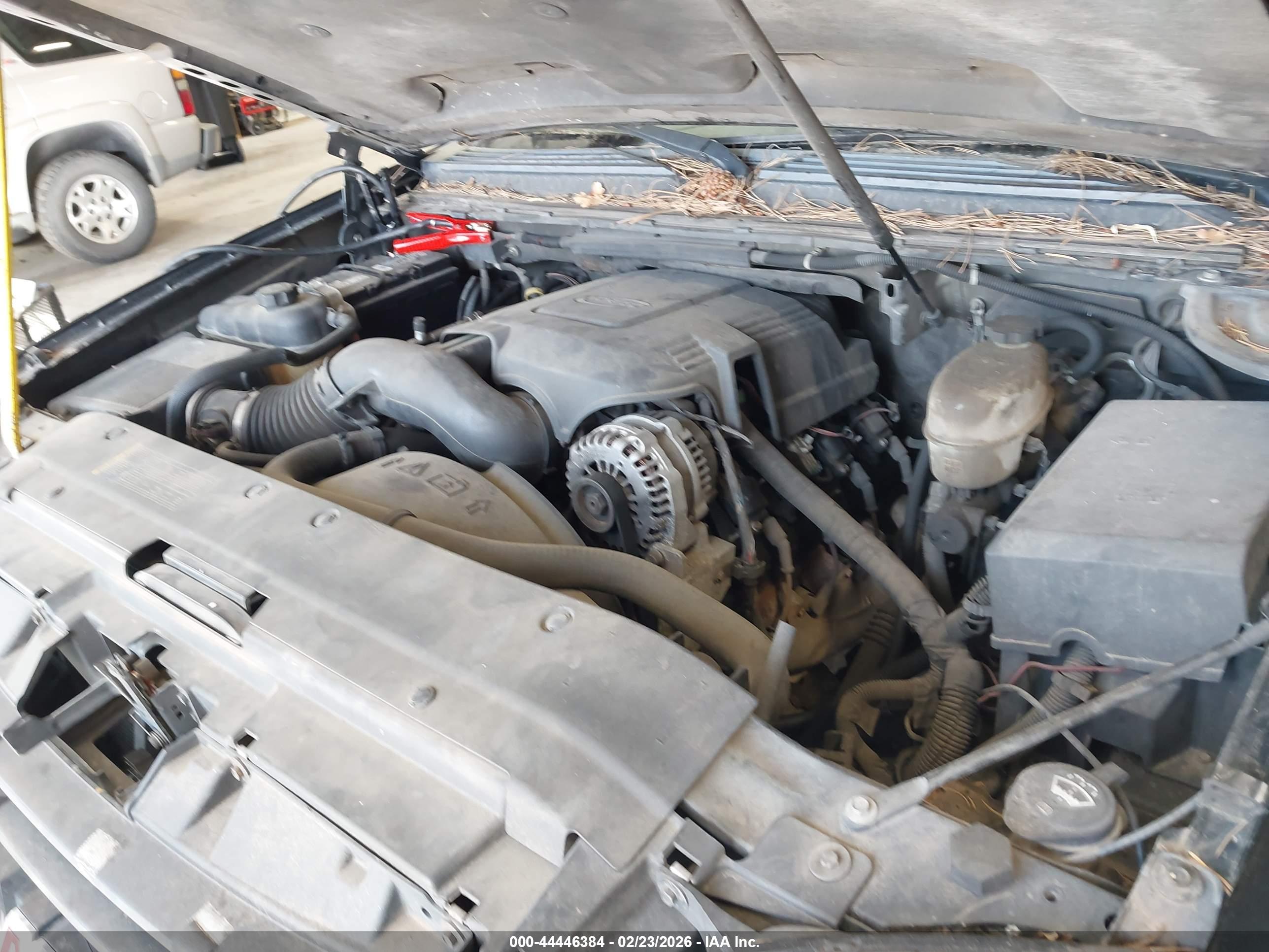 GMC YUKON image 10