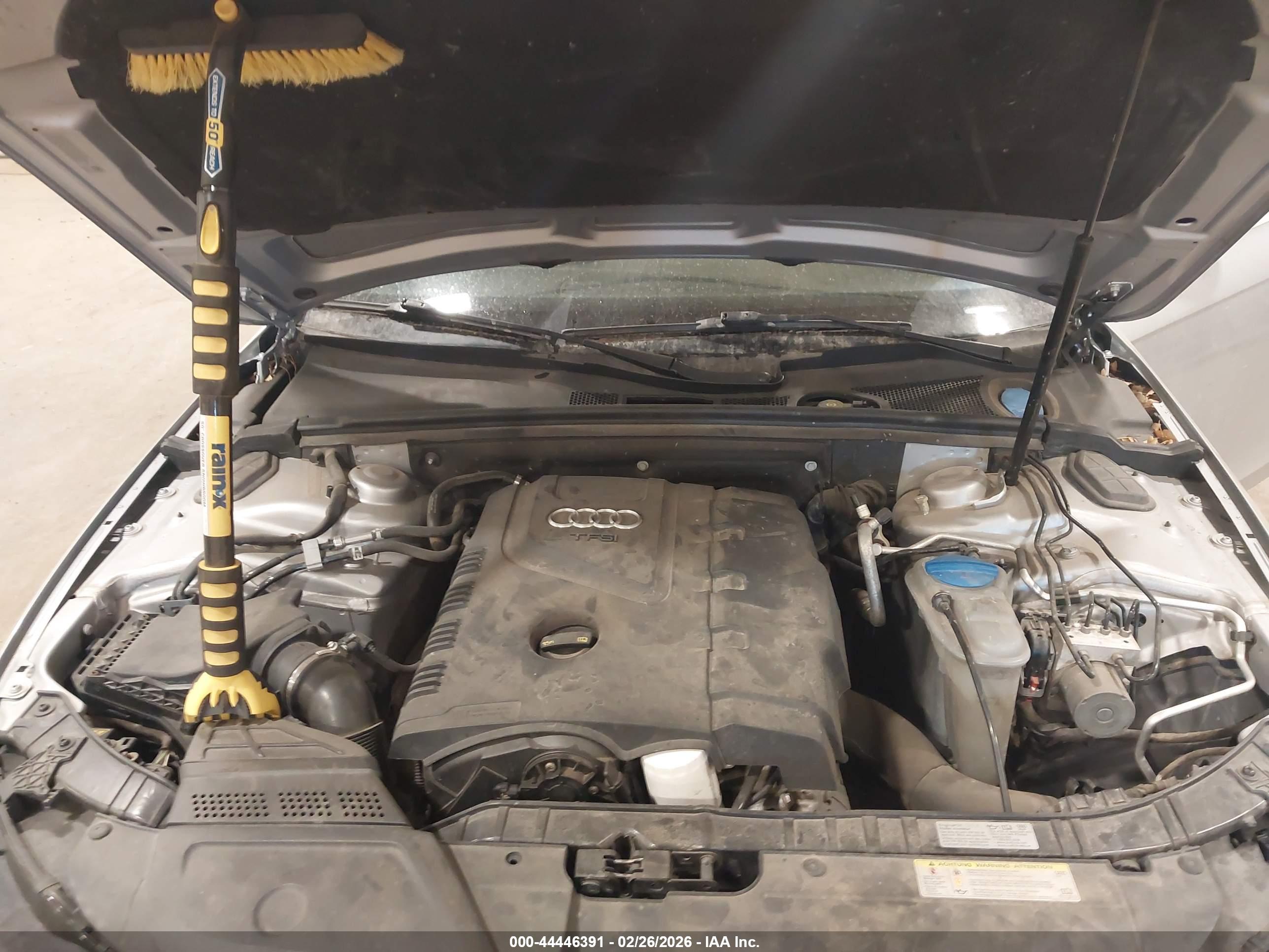 AUDI A4 image 10