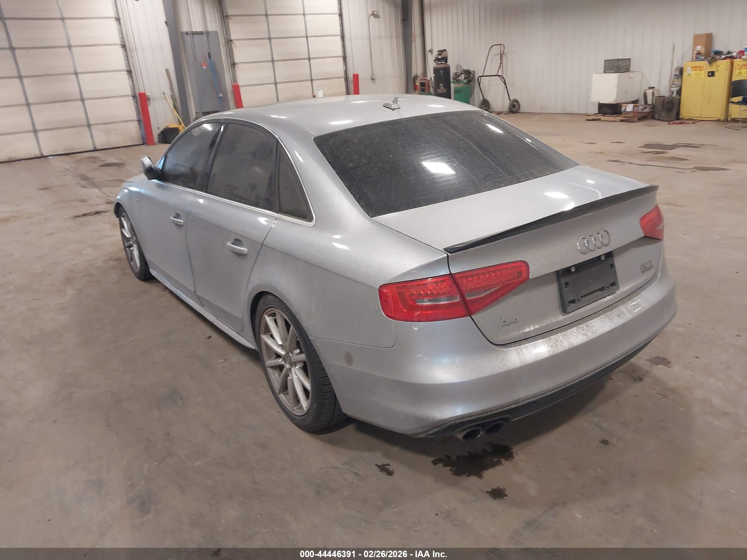 AUDI A4 image 3