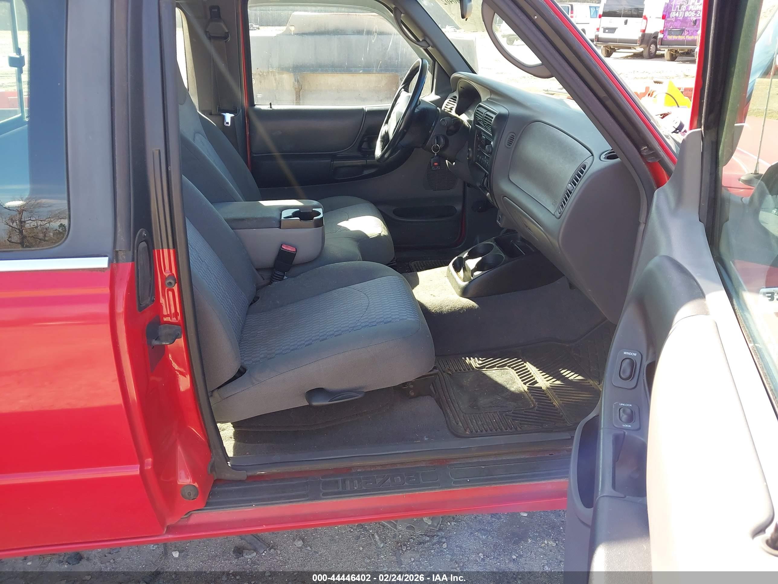 MAZDA B3000 image 5