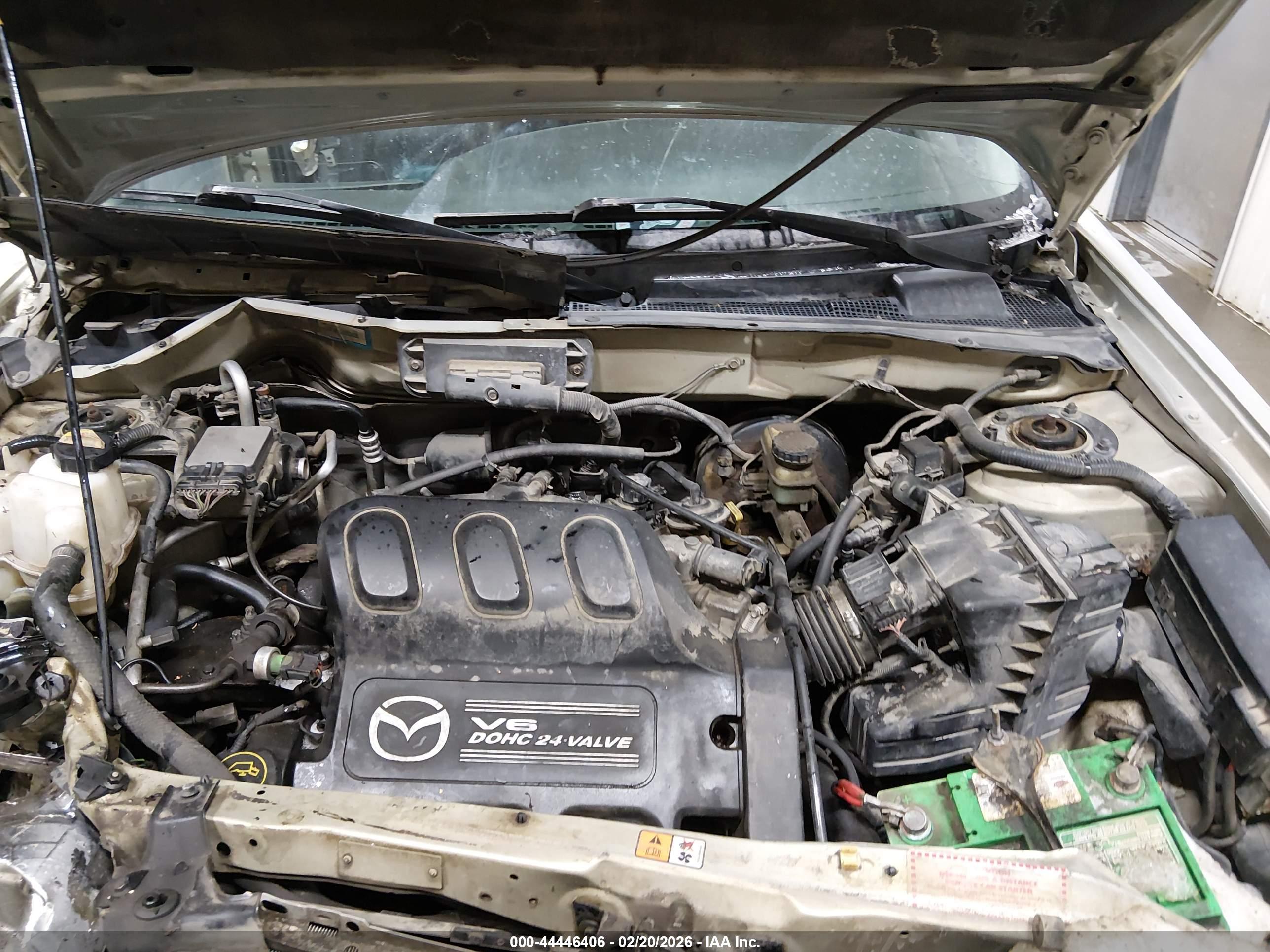 MAZDA TRIBUTE image 10