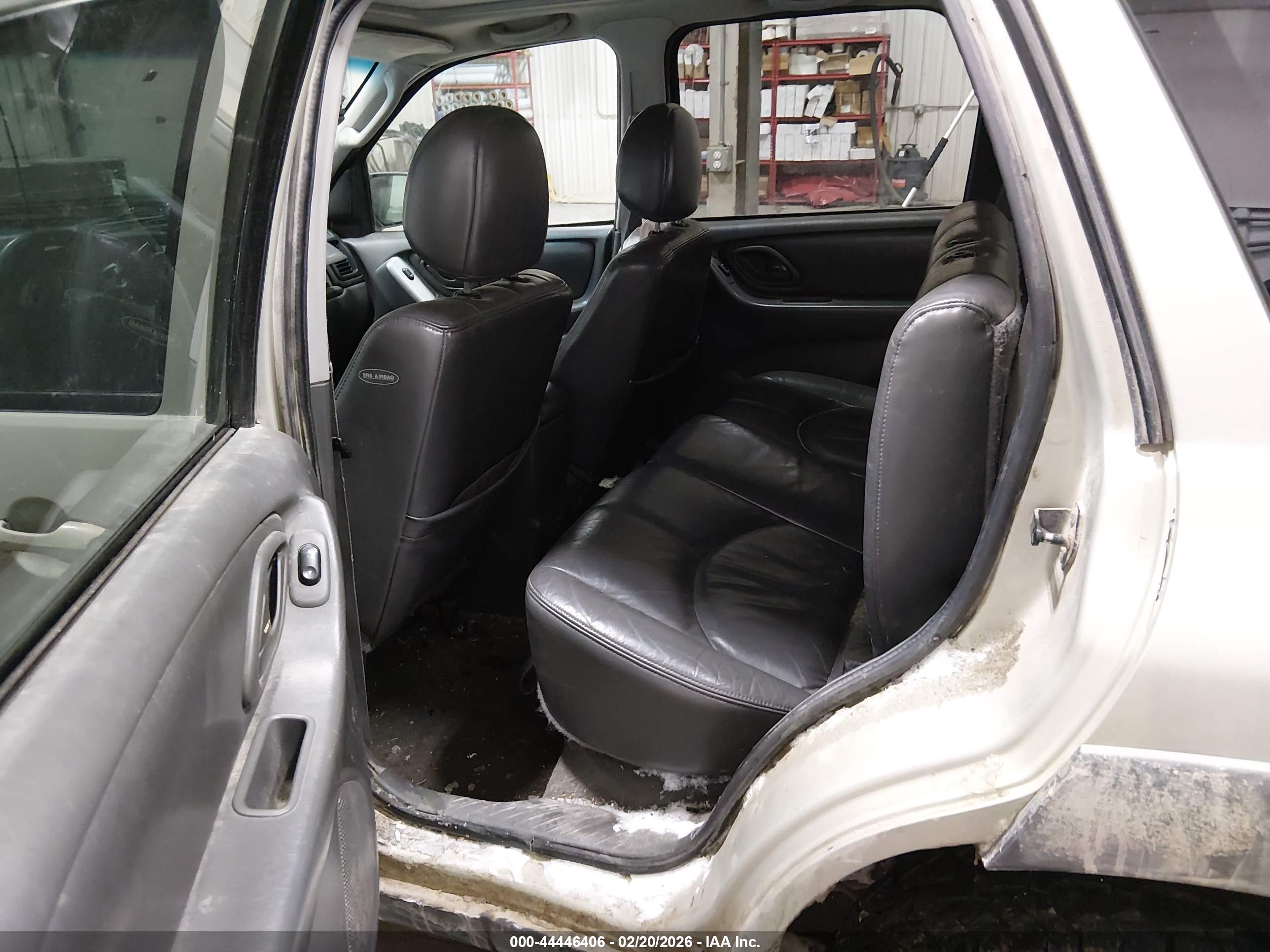 MAZDA TRIBUTE image 8