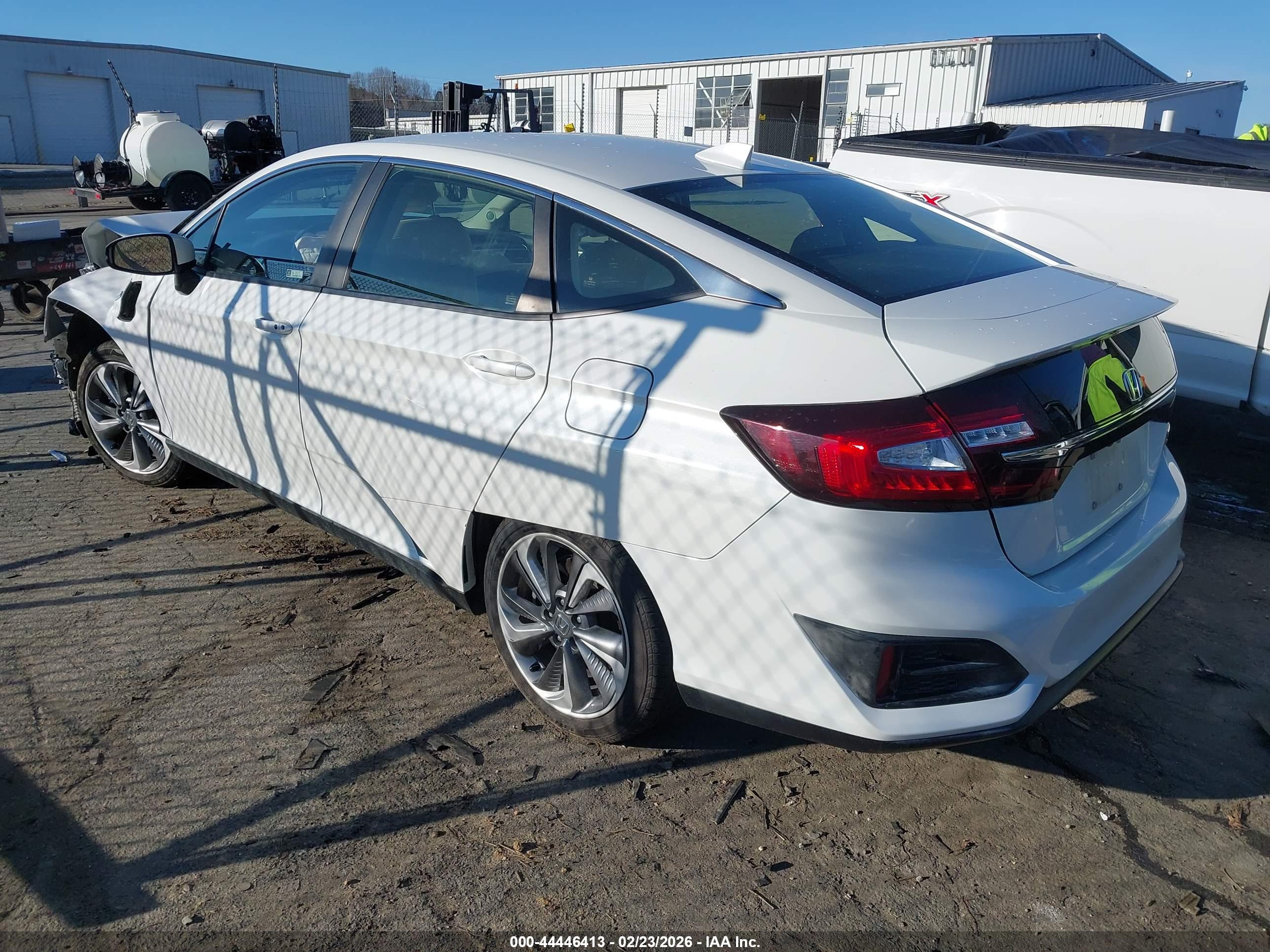 HONDA CLARITY image 3
