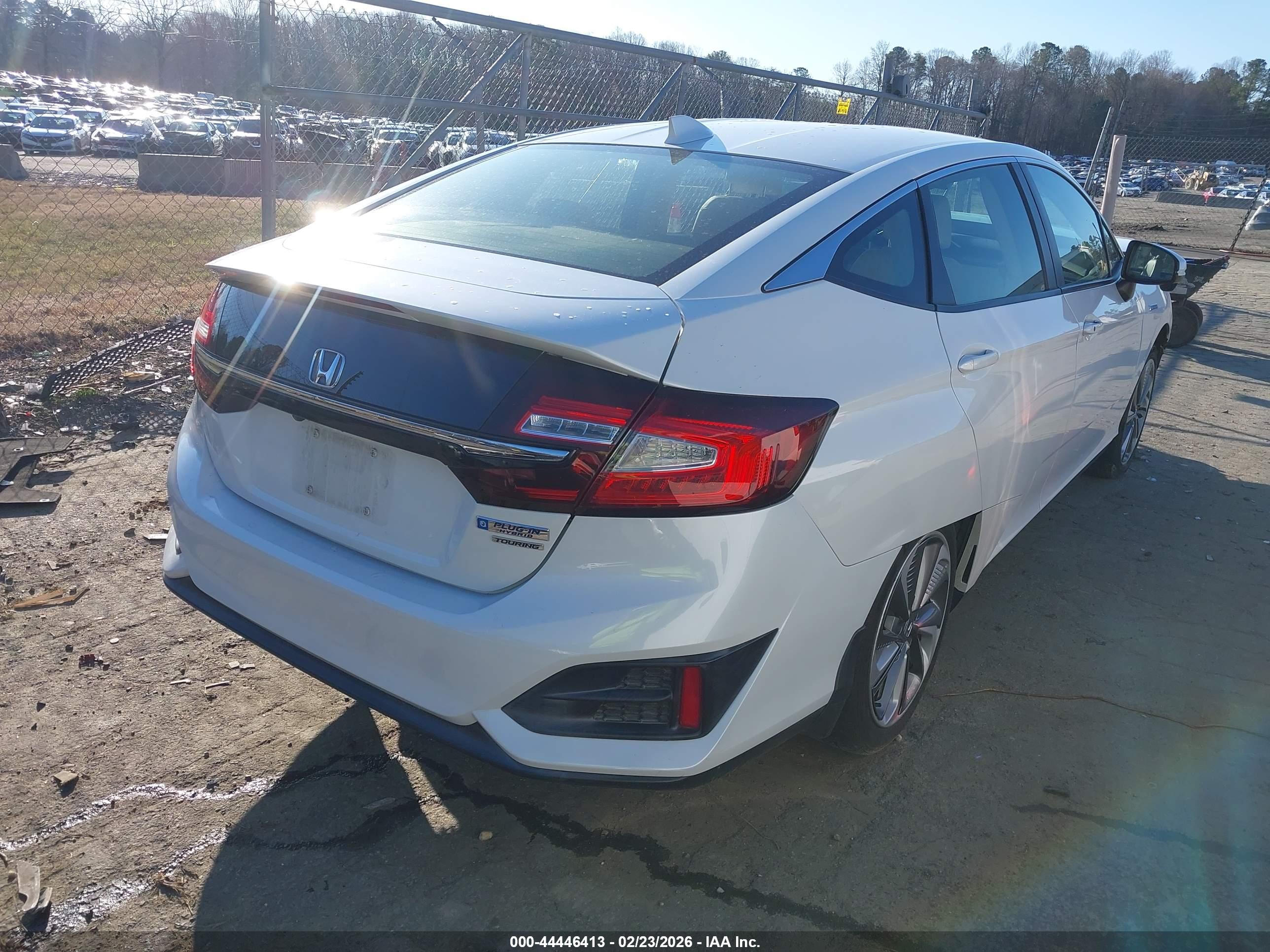 HONDA CLARITY image 4