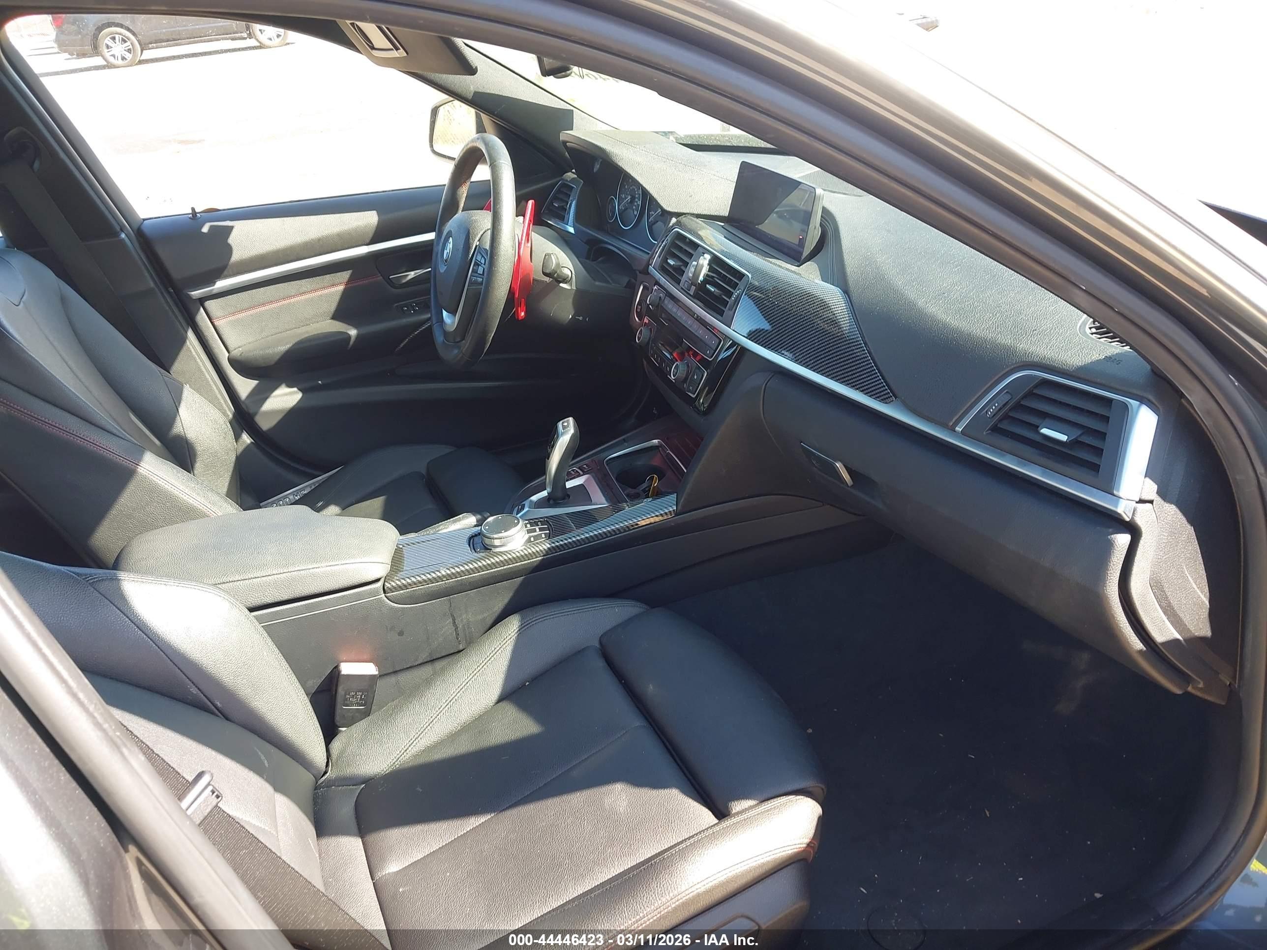 BMW 330E image 5