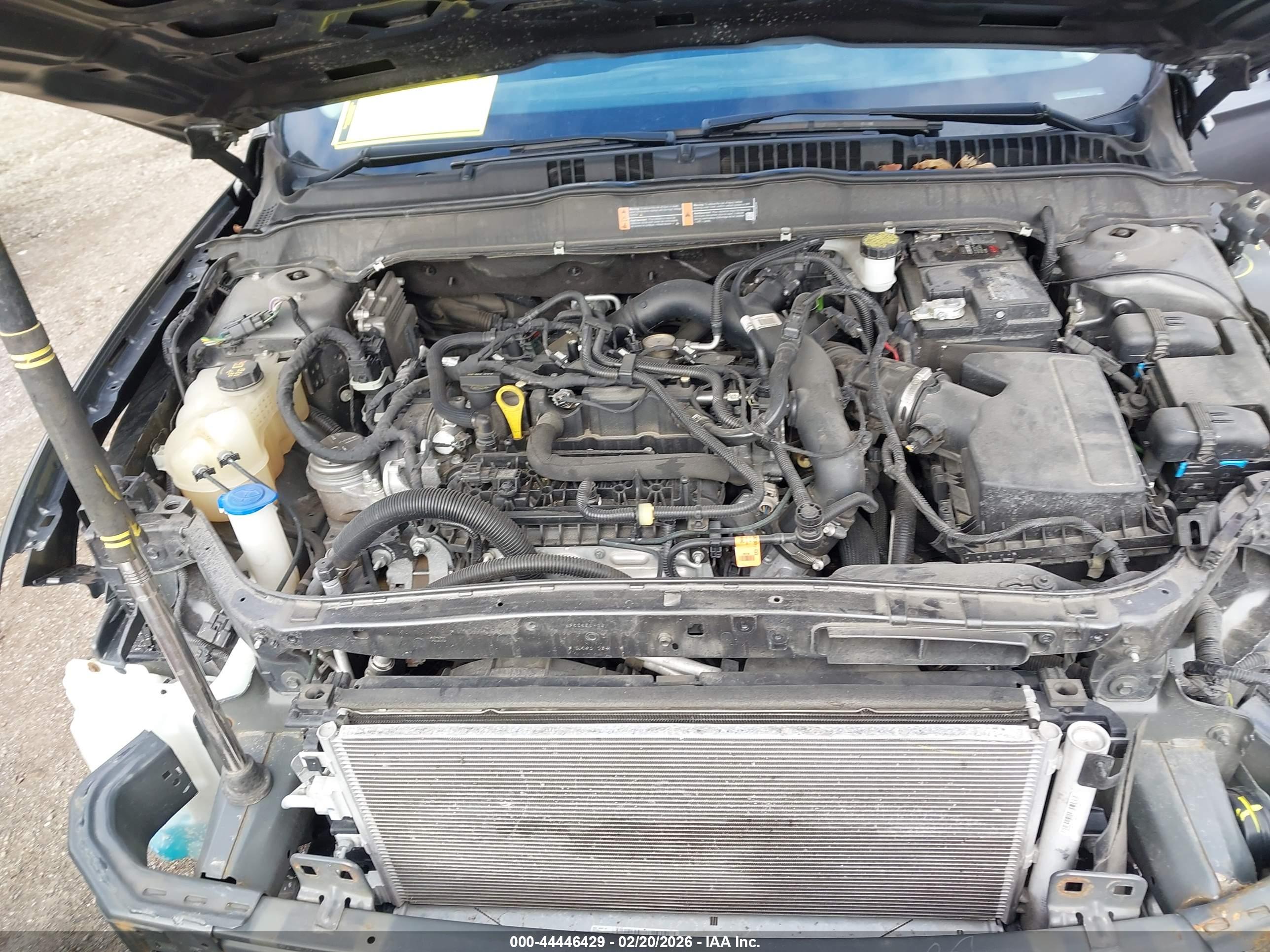 FORD FUSION image 10