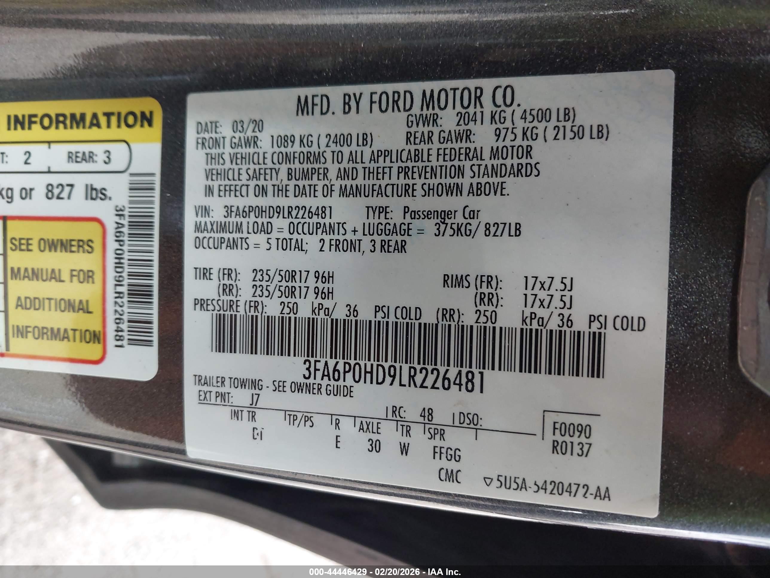 FORD FUSION image 9