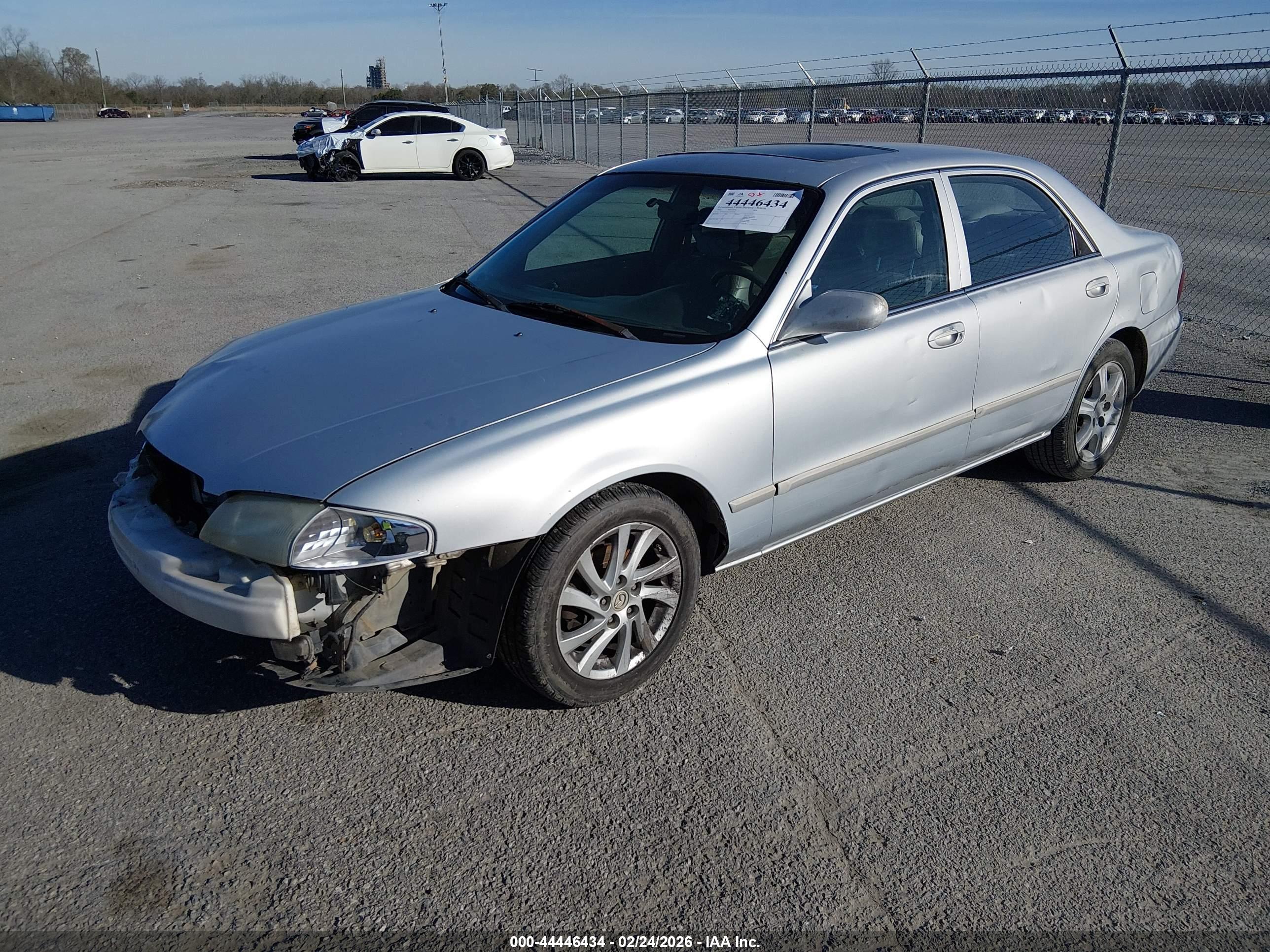 MAZDA 626 image 2