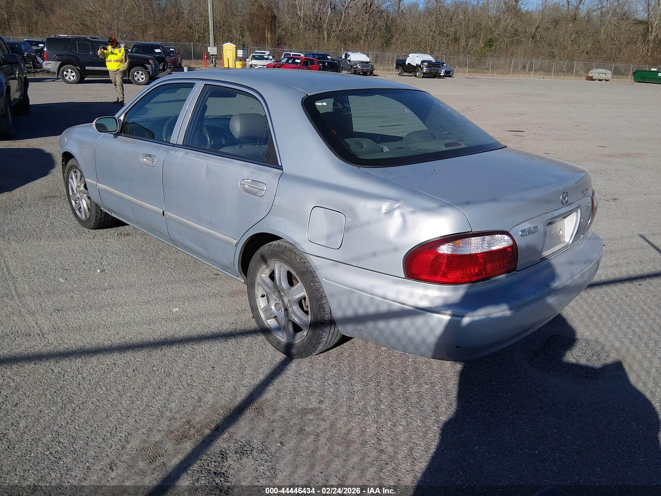 MAZDA 626 image 3