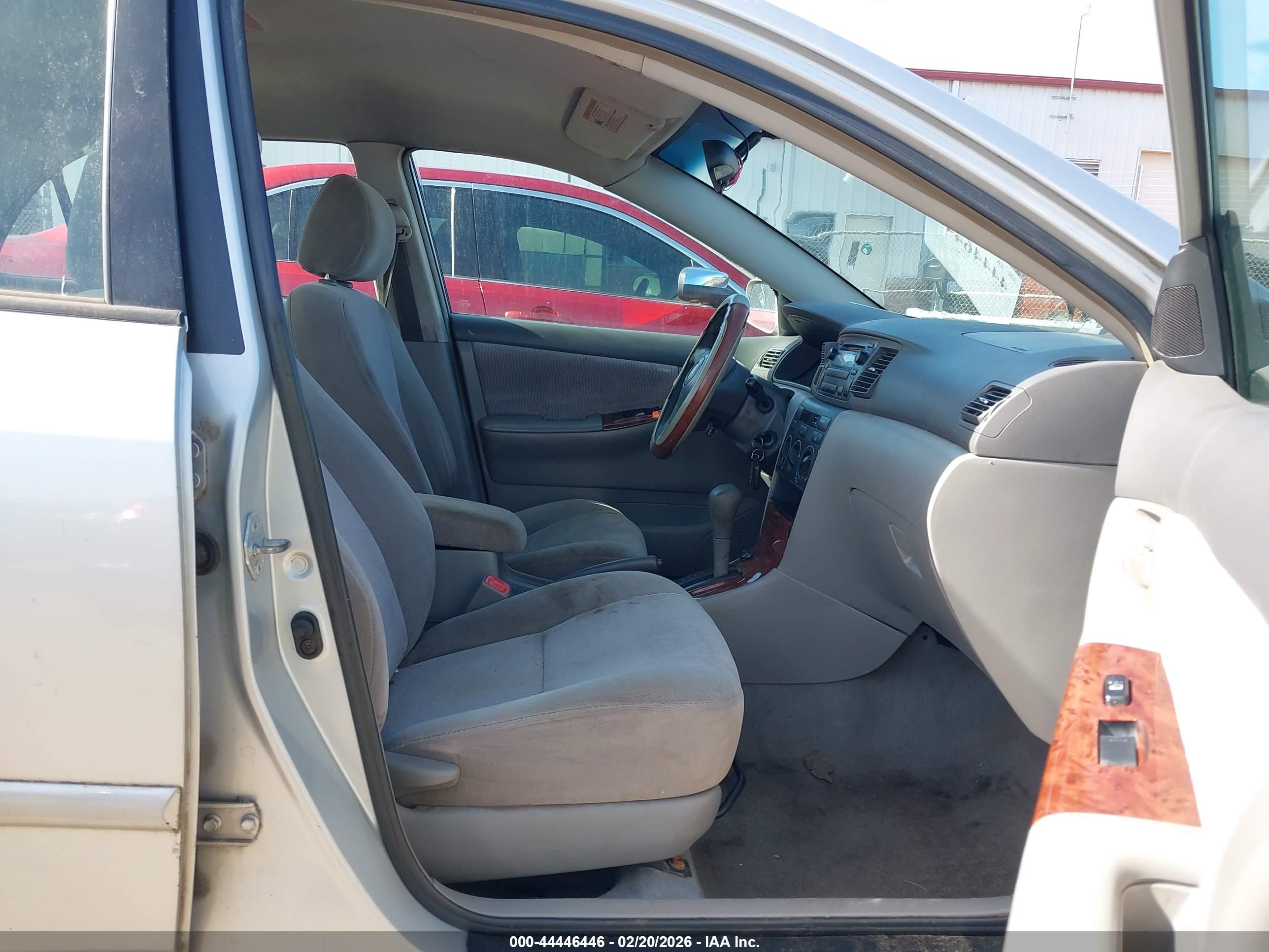 TOYOTA COROLLA image 5