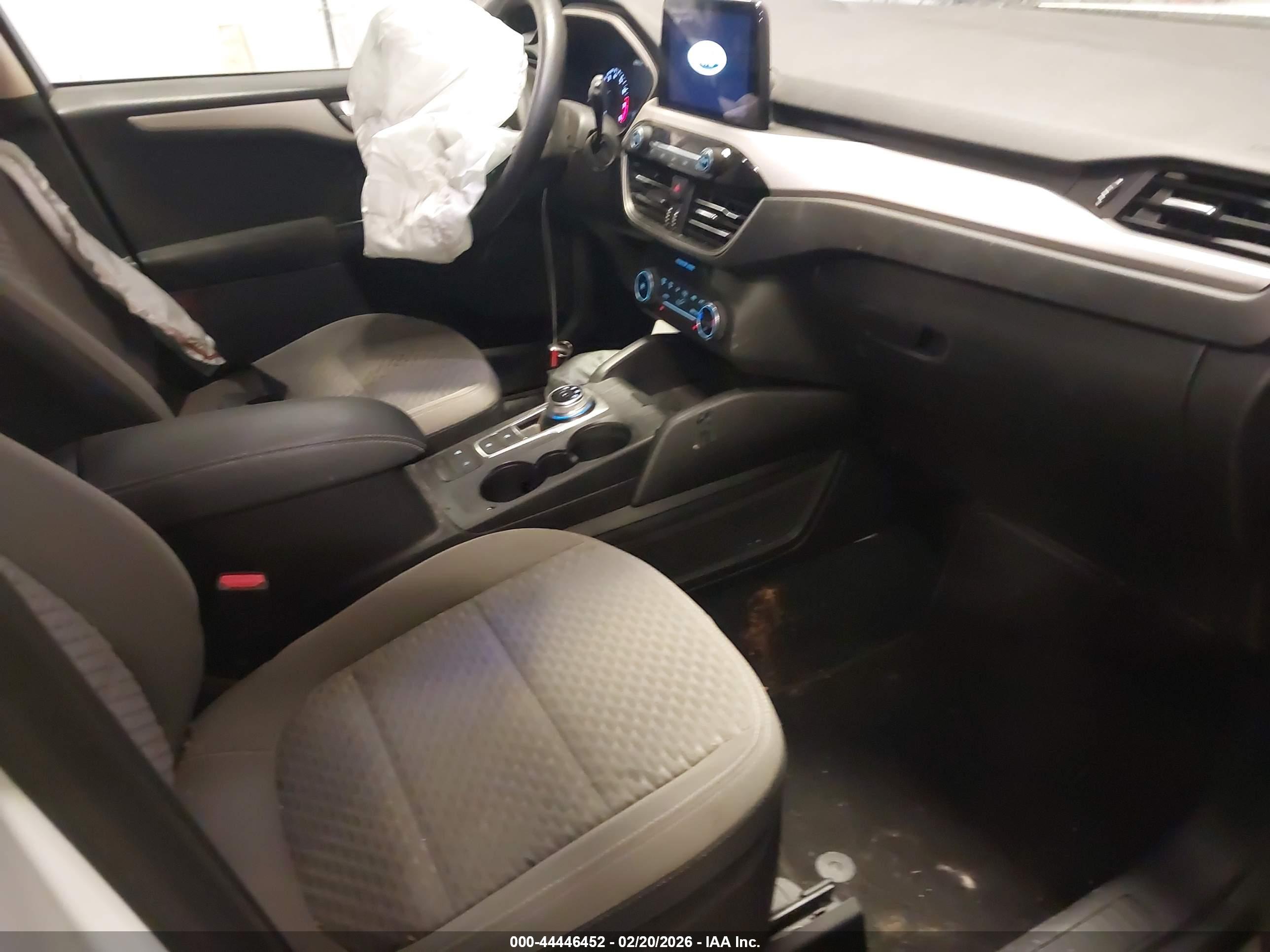 FORD ESCAPE image 5