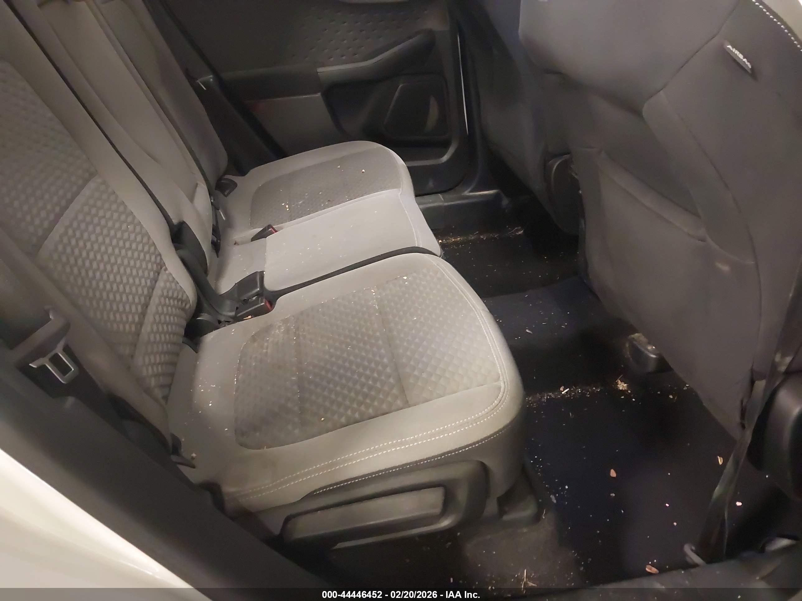 FORD ESCAPE image 8