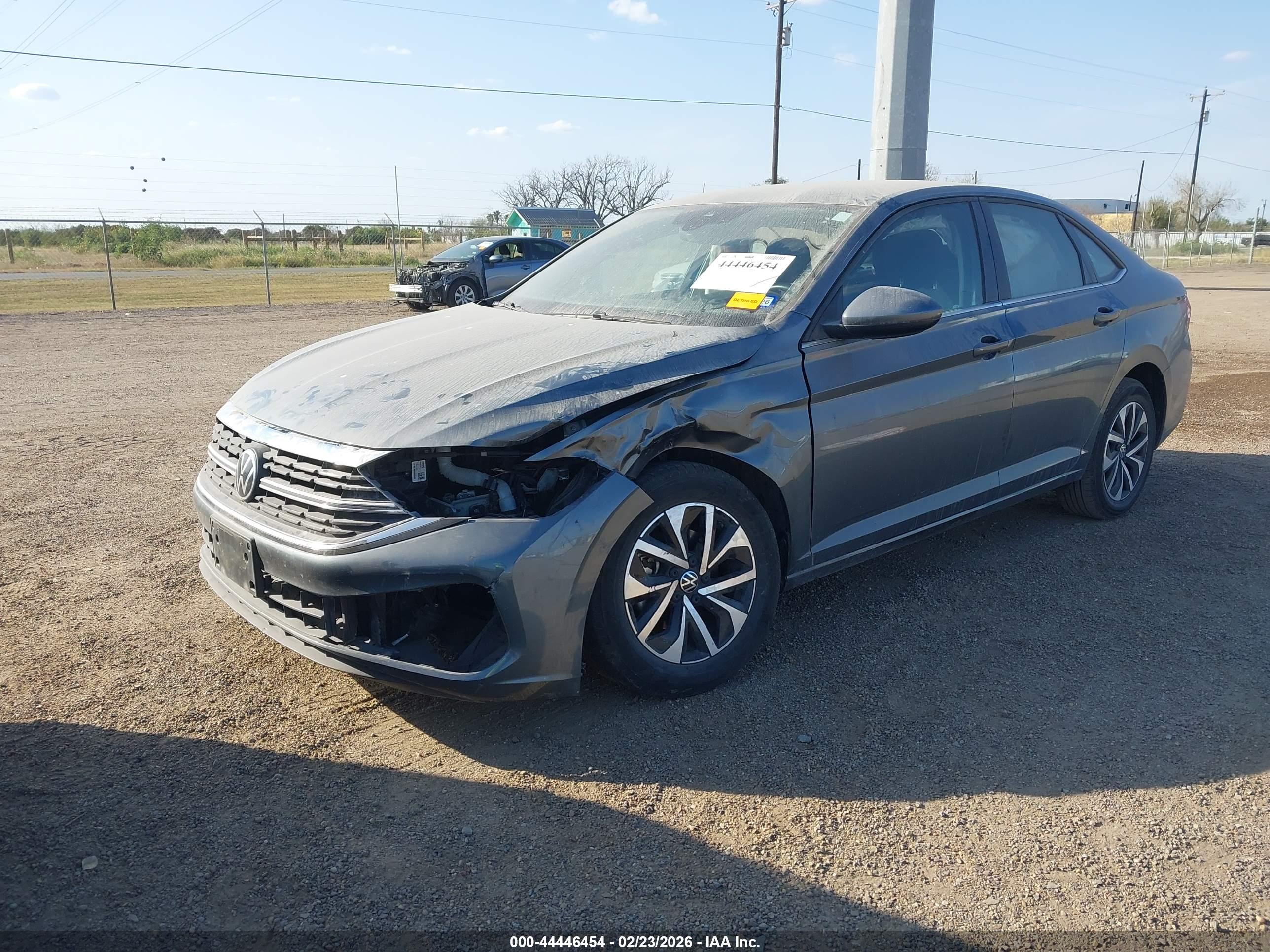 VOLKSWAGEN JETTA image 2