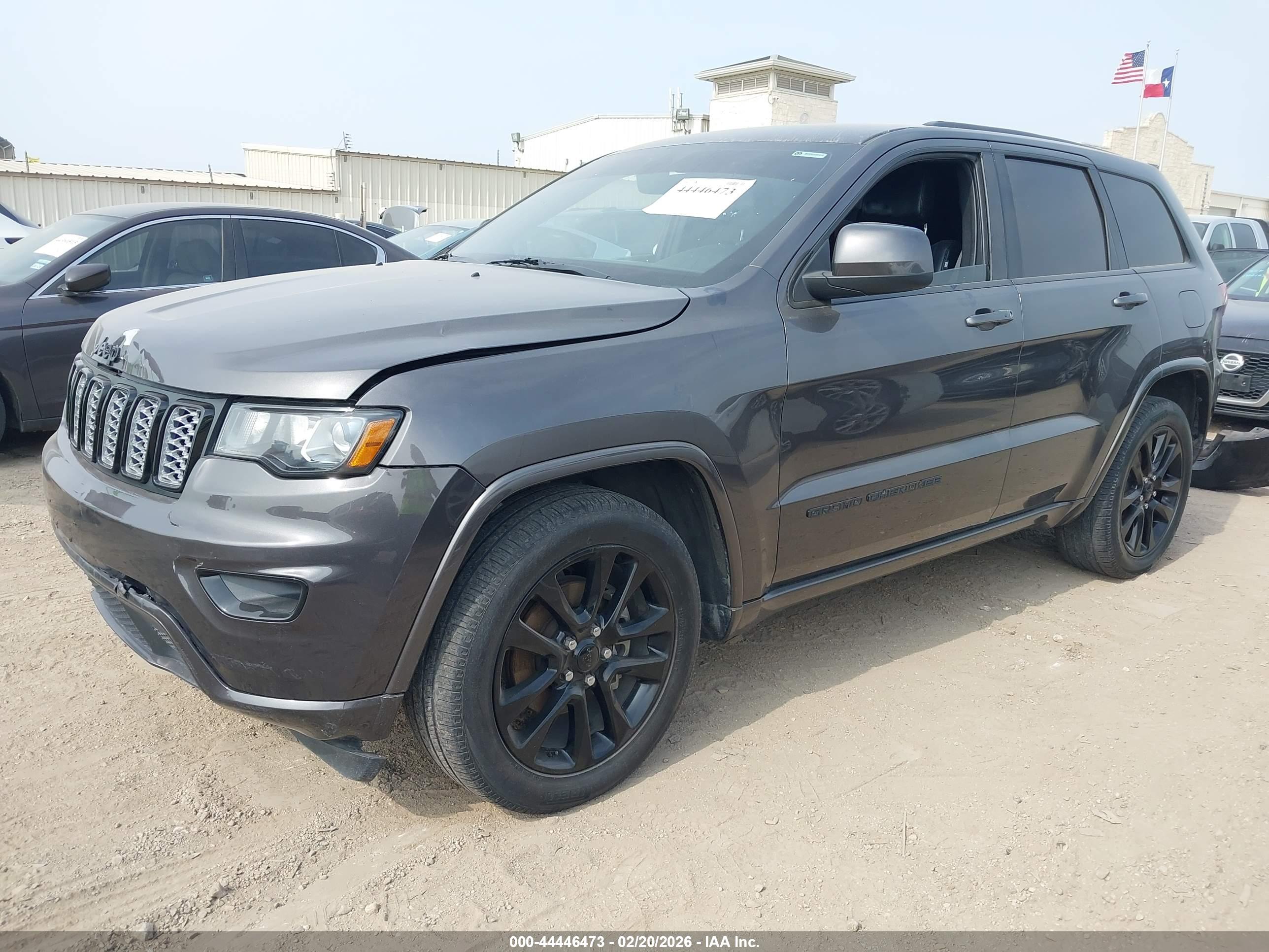 JEEP GRAND image 2