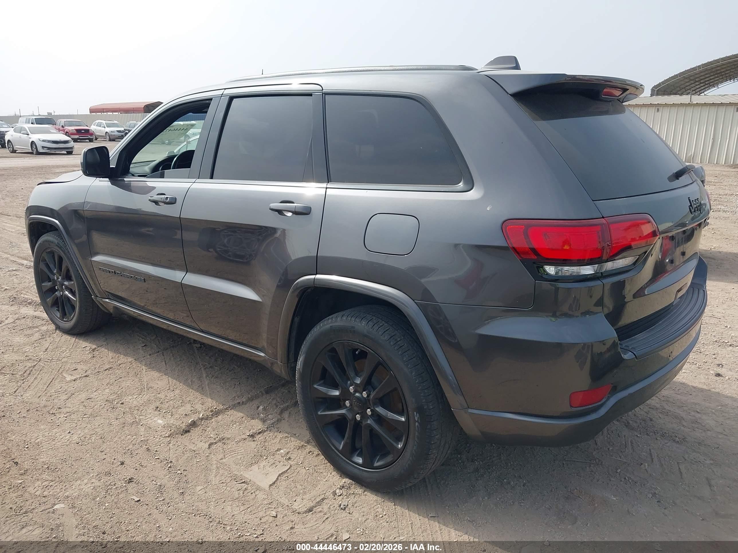 JEEP GRAND image 3