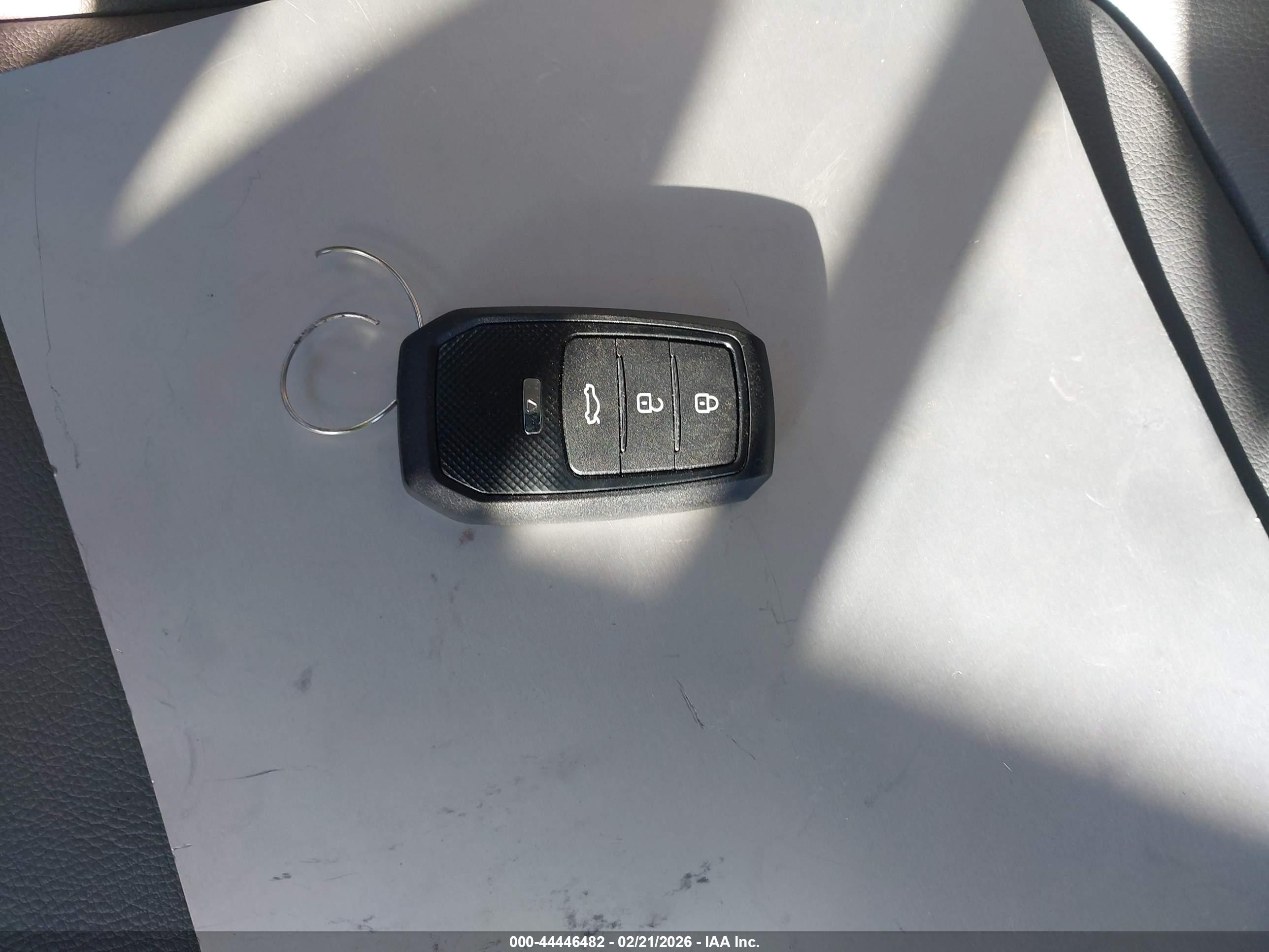 TOYOTA SIENNA image 11