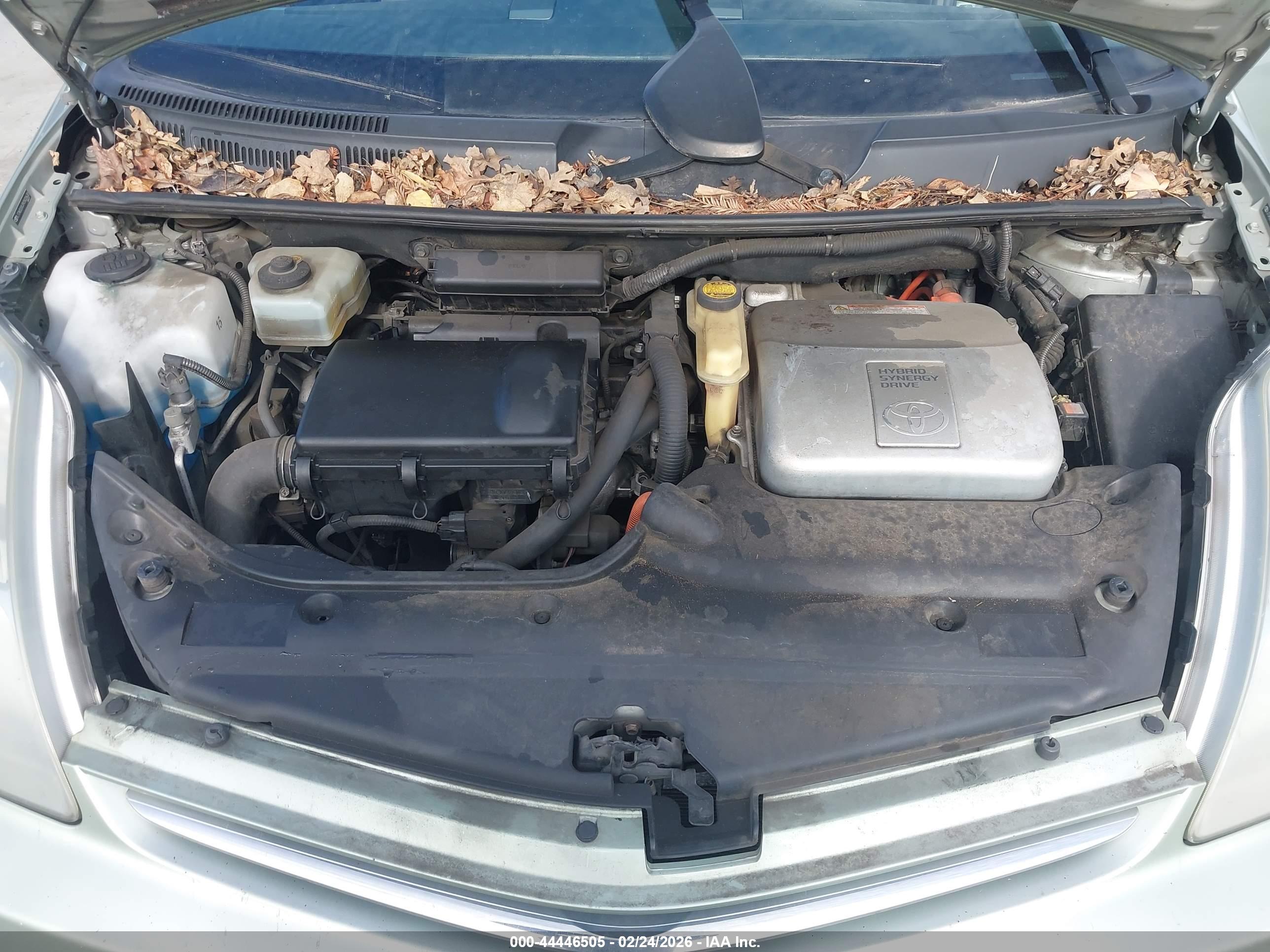 TOYOTA PRIUS image 10
