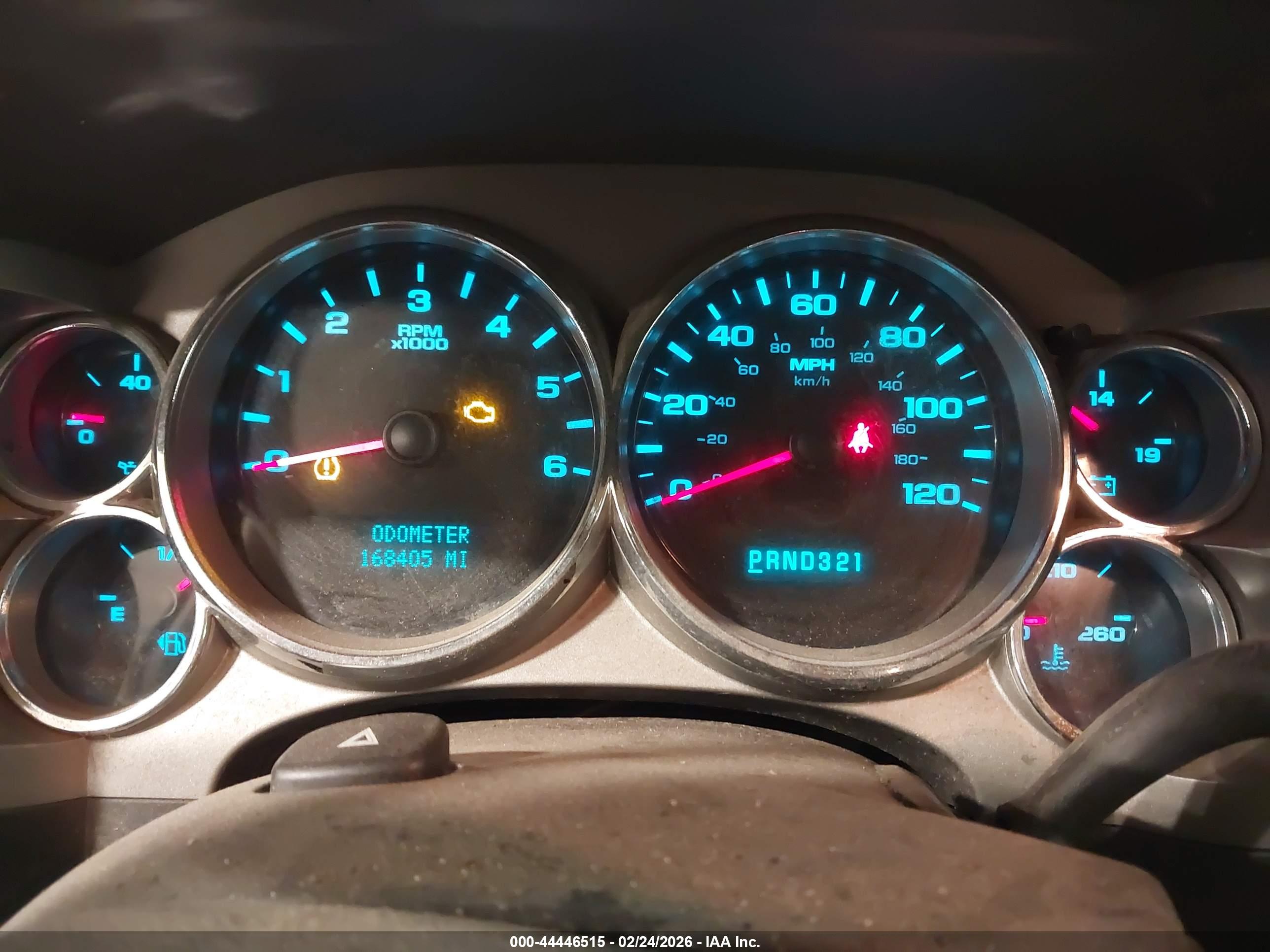 CHEVROLET SILVERADO image 7