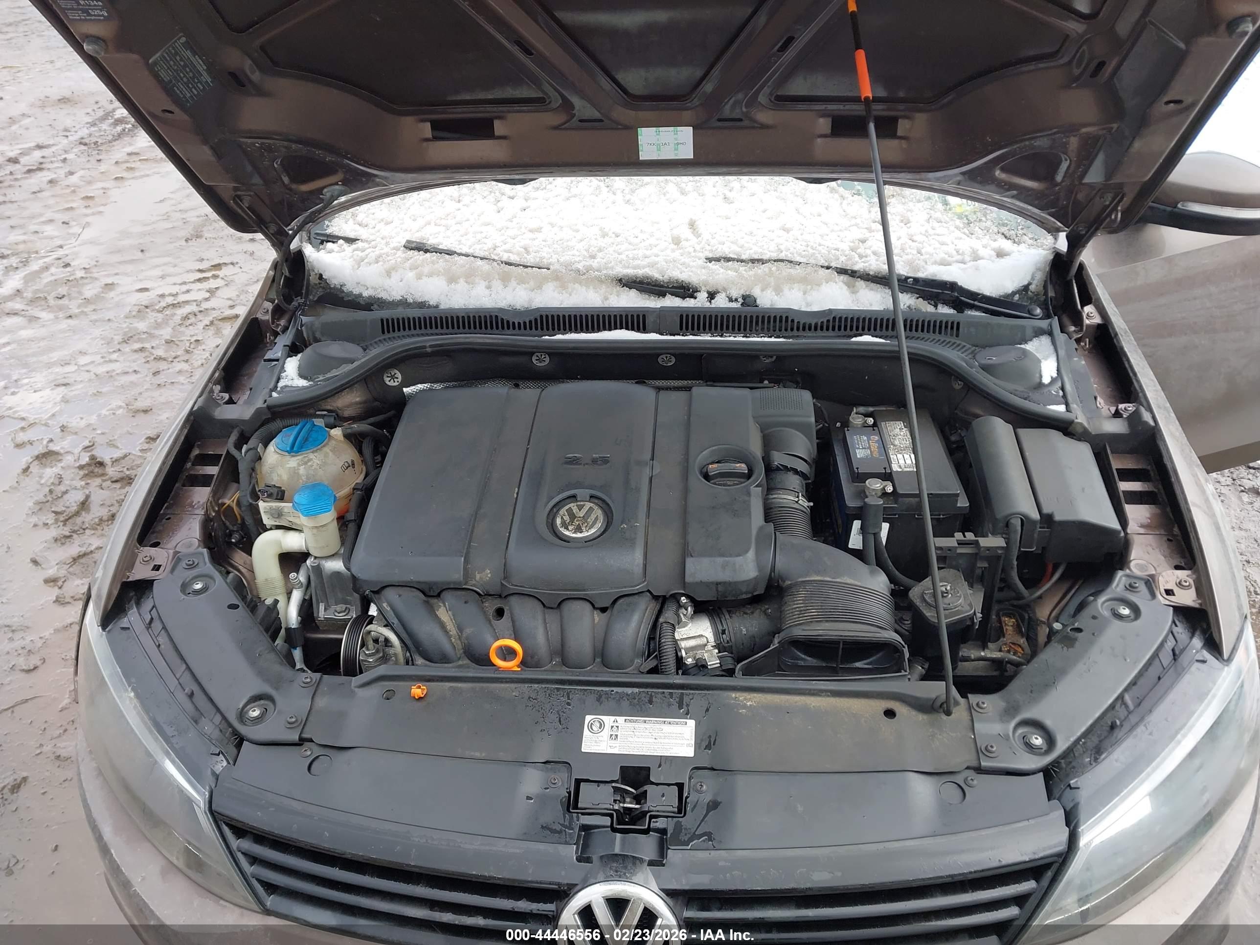 VOLKSWAGEN JETTA image 10