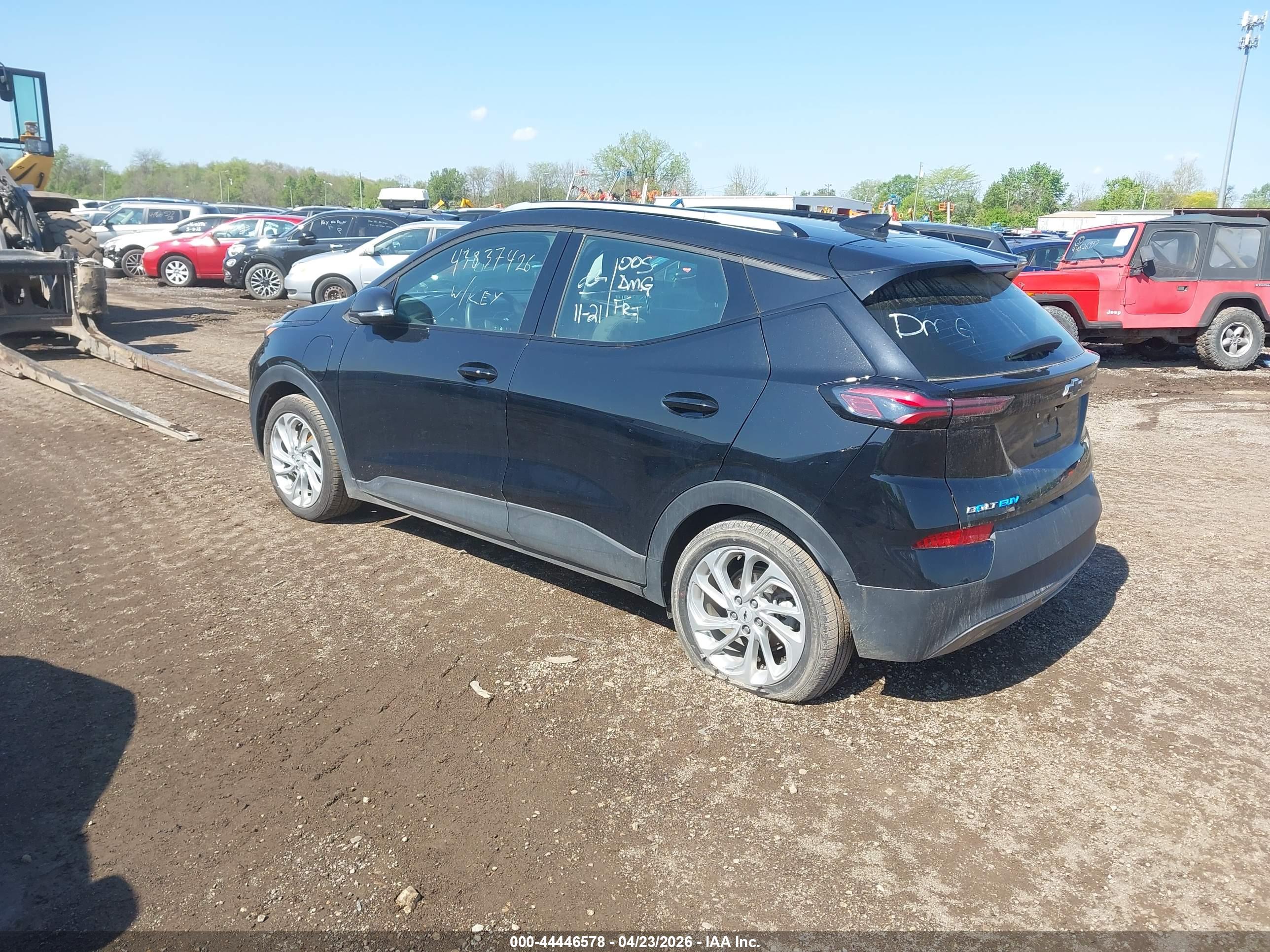 CHEVROLET BOLT image 3