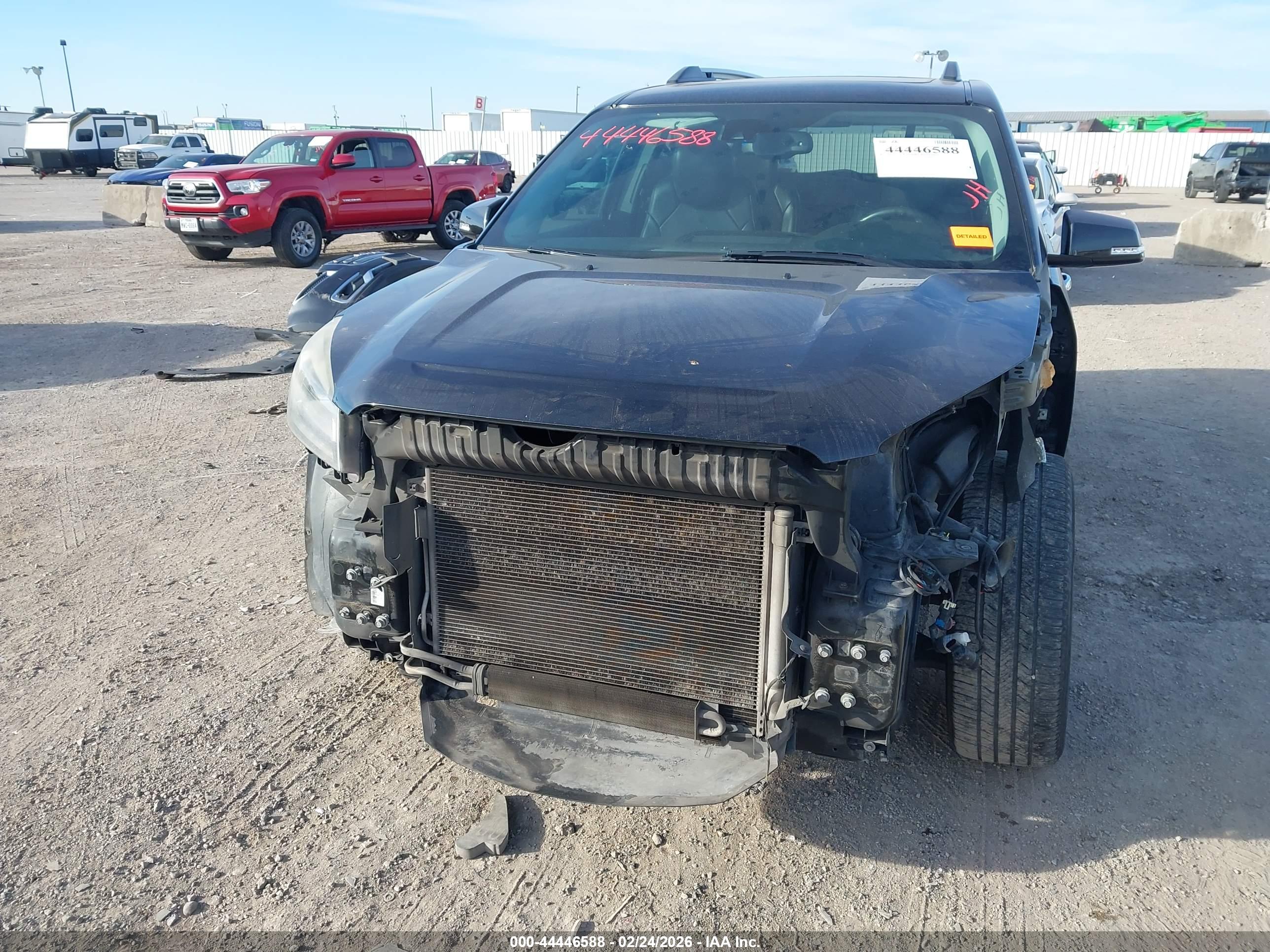 GMC ACADIA image 6